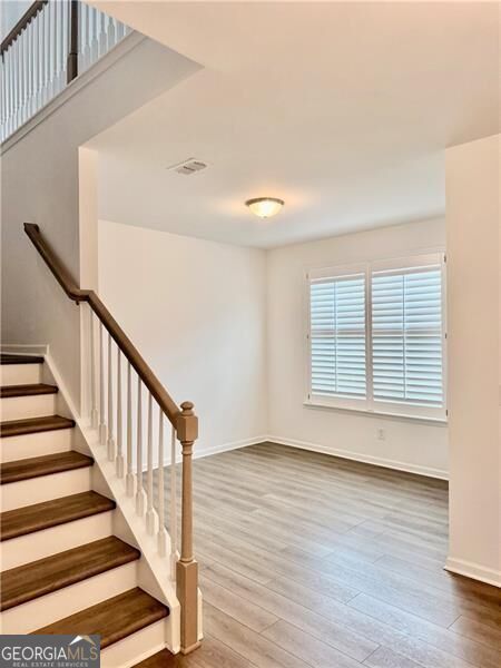 215 Foxhill Drive Property Photo 22