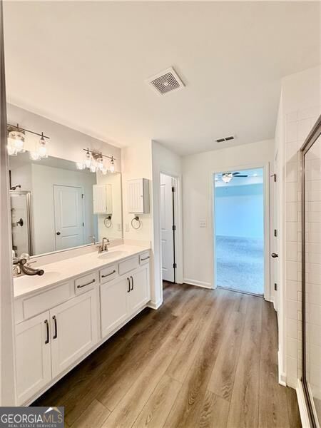 215 Foxhill Drive Property Photo 32