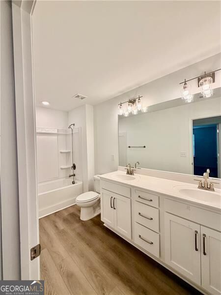 215 Foxhill Drive Property Photo 43