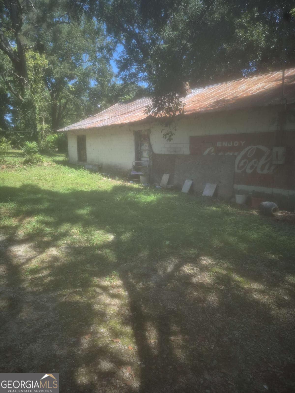 5884 Rockbridge Road Property Photo 4