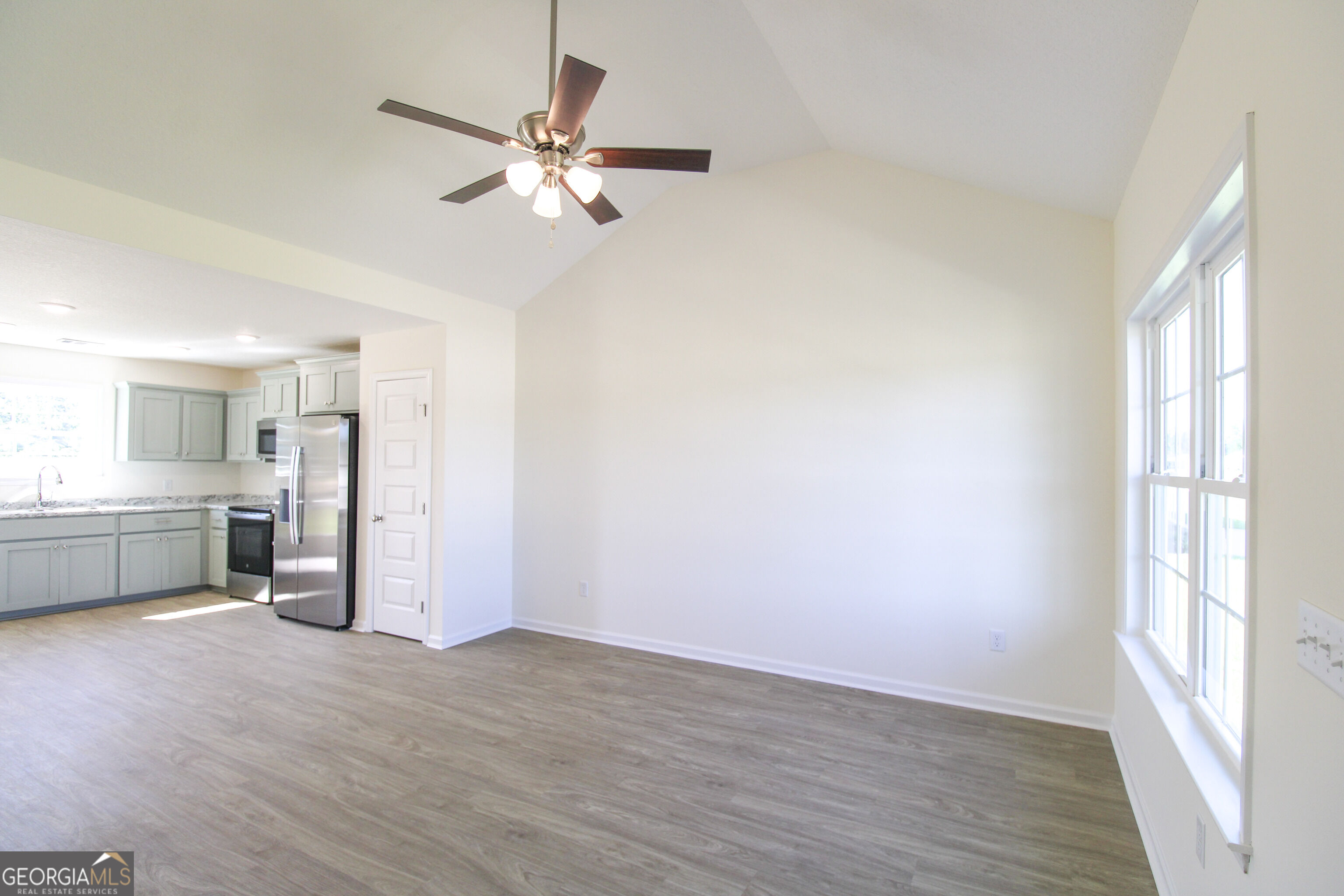 501 Nickies Way Property Photo 4