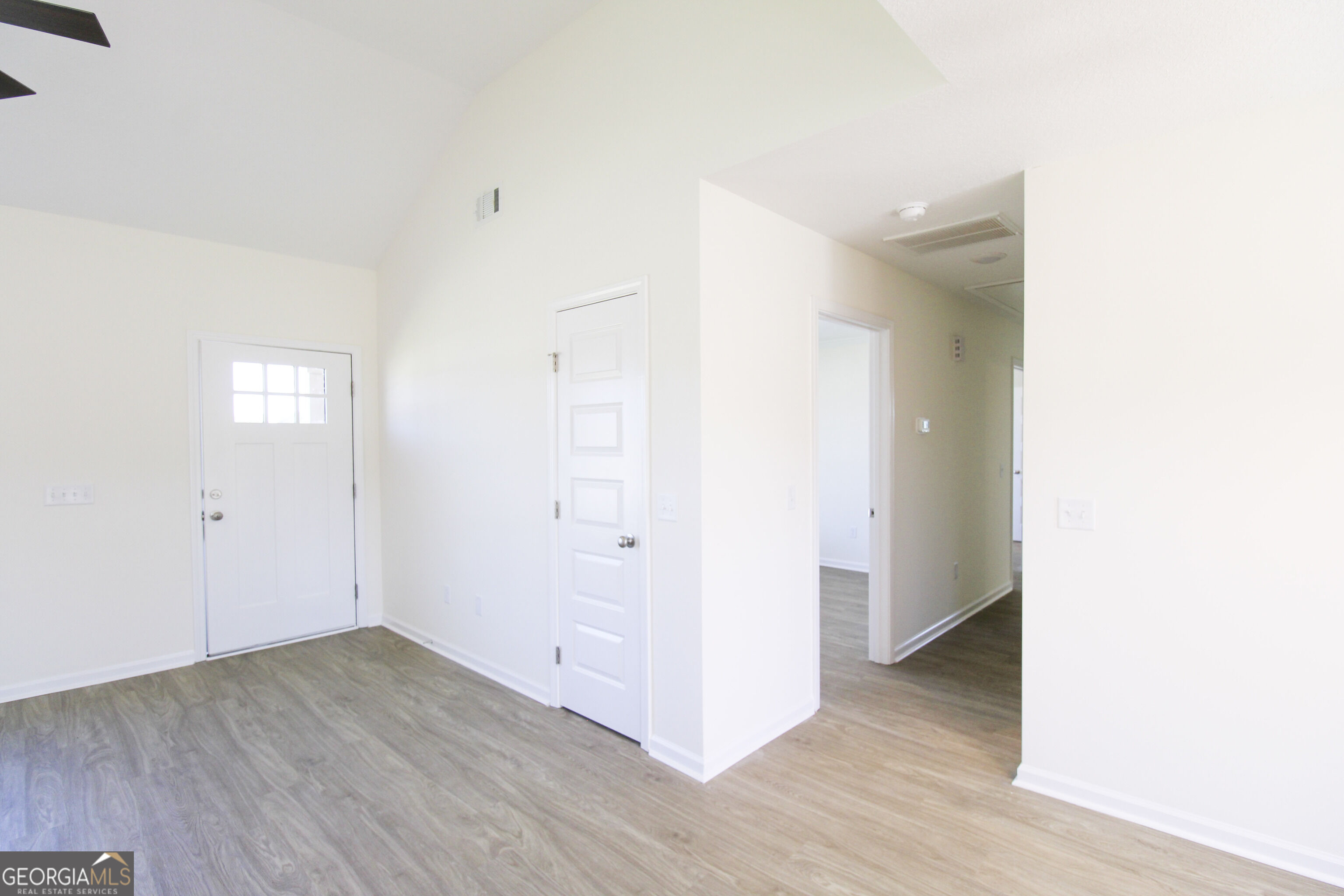 501 Nickies Way Property Photo 14