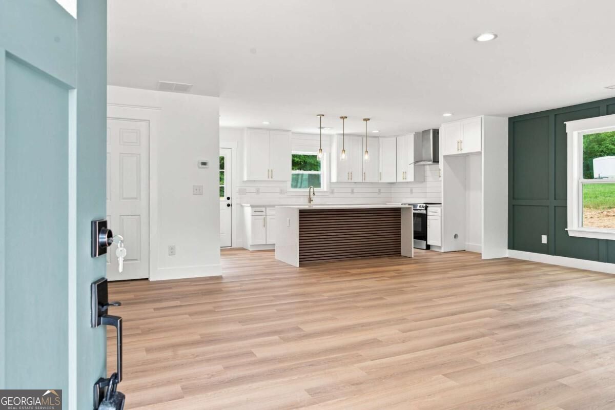 72 Hunt Street Property Photo 4
