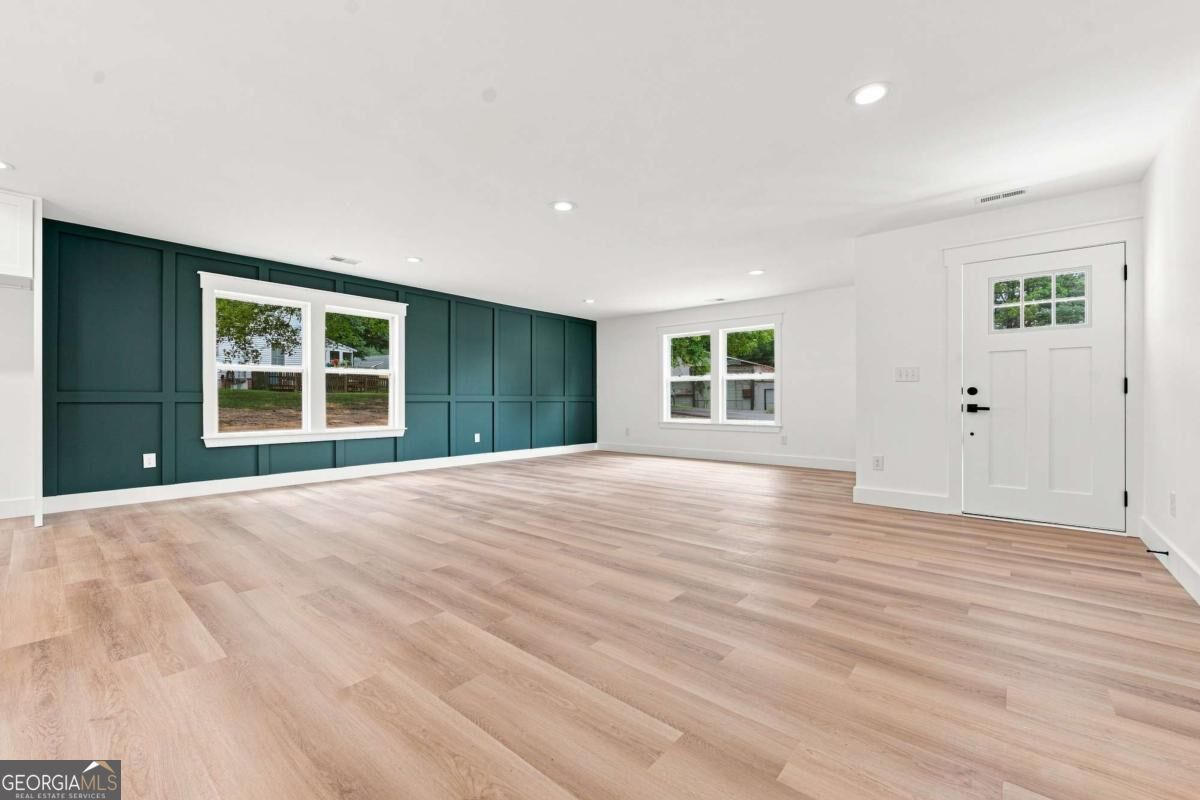 72 Hunt Street Property Photo 6