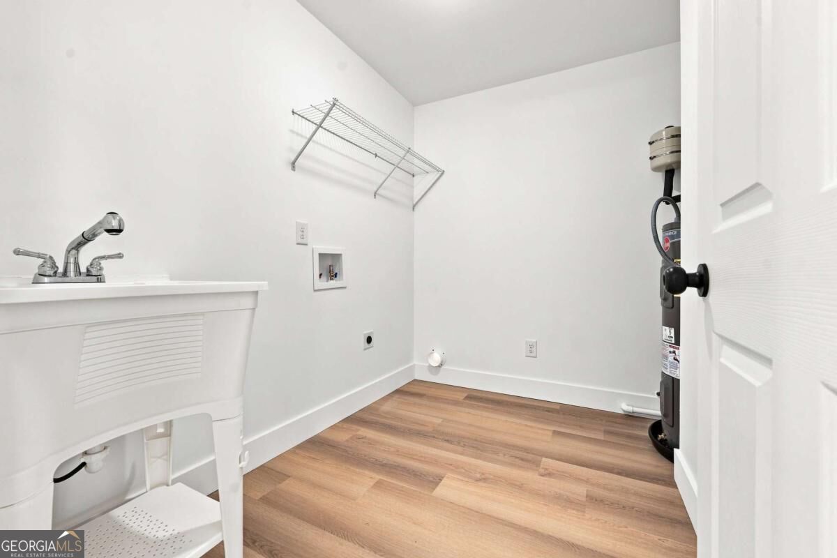 72 Hunt Street Property Photo 11