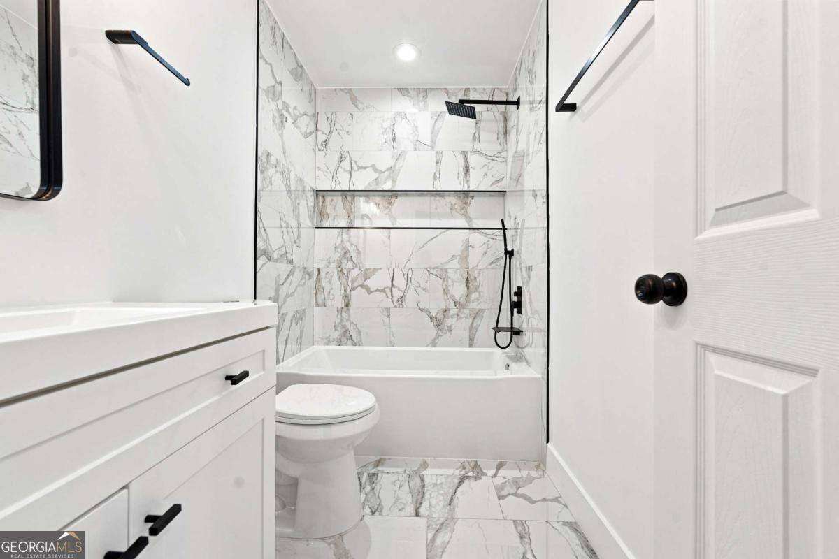 72 Hunt Street Property Photo 14