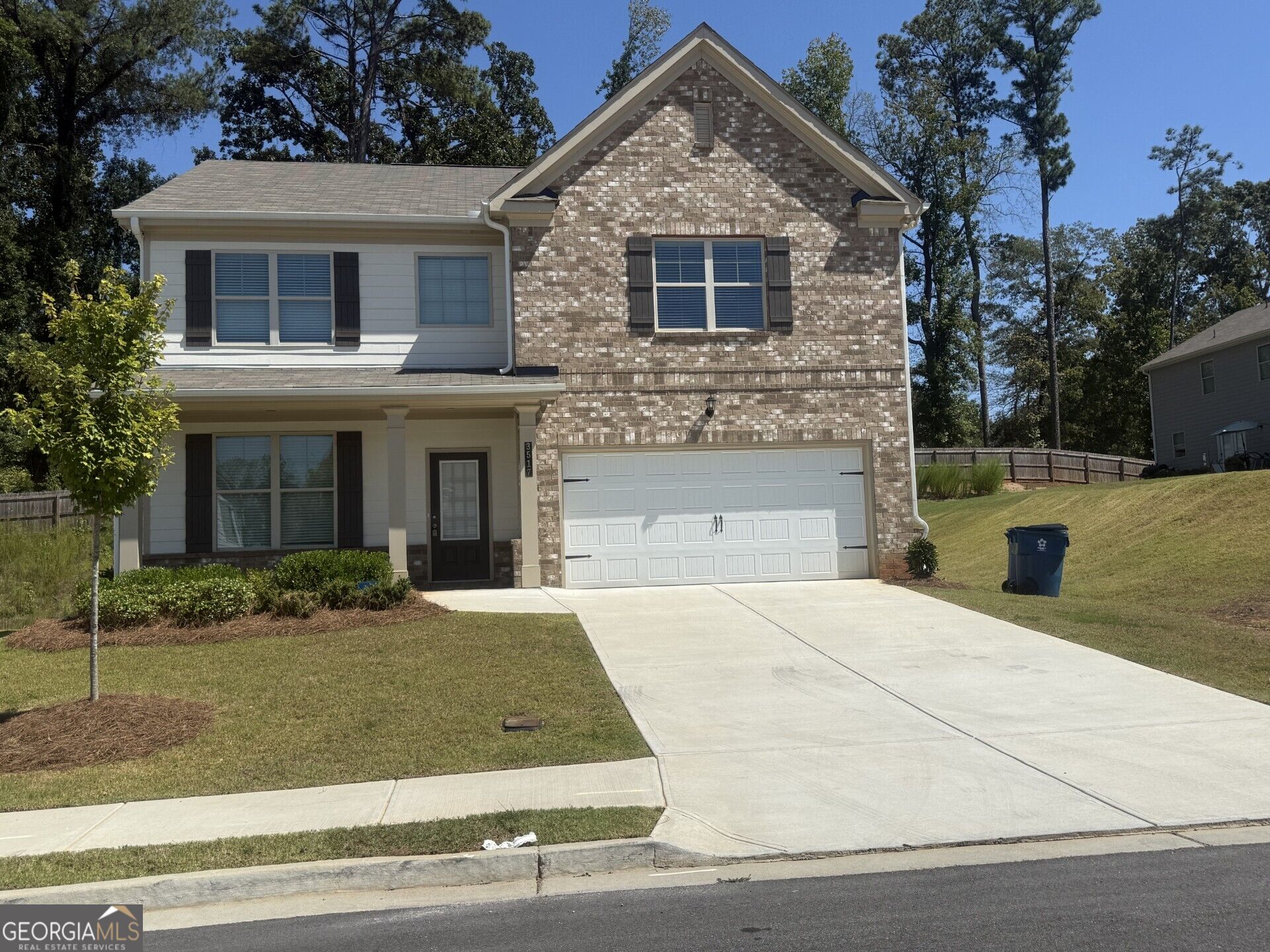 3517 Lockaby Way Property Photo 1