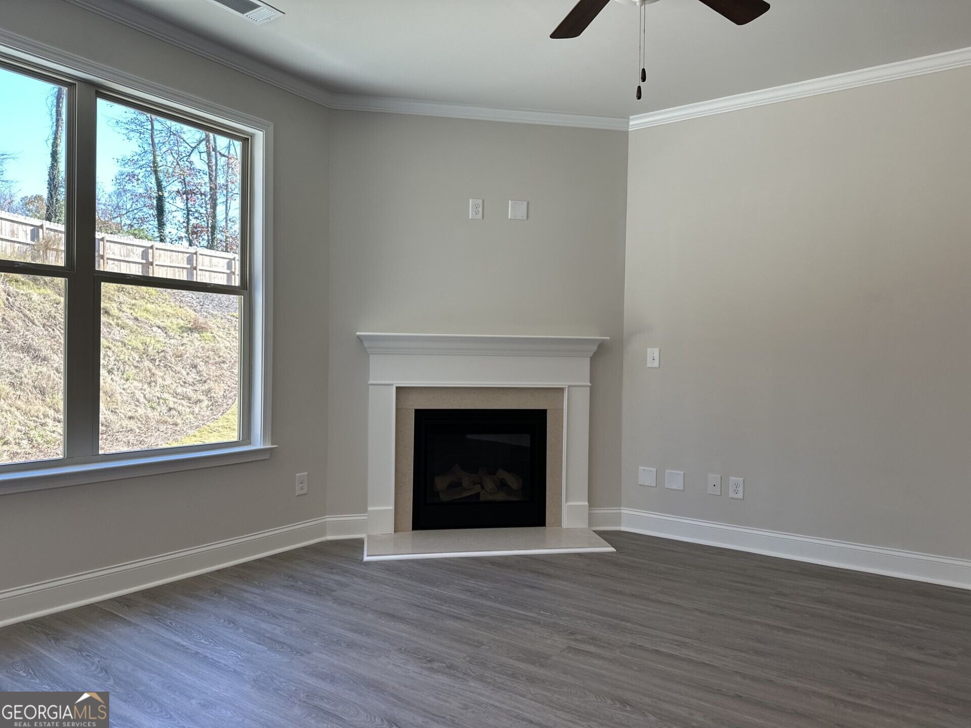 3517 Lockaby Way Property Photo 6