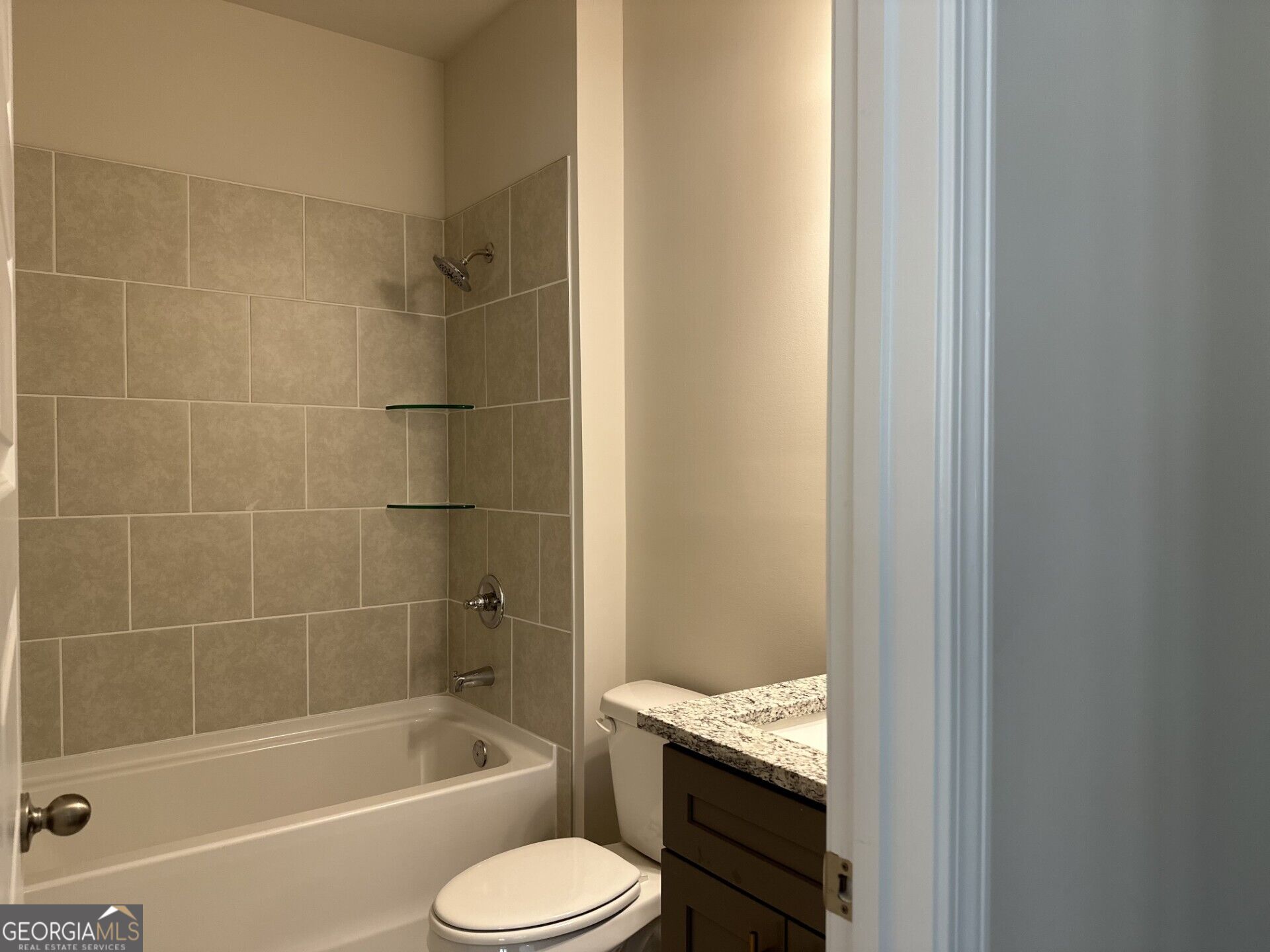 3517 Lockaby Way Property Photo 9