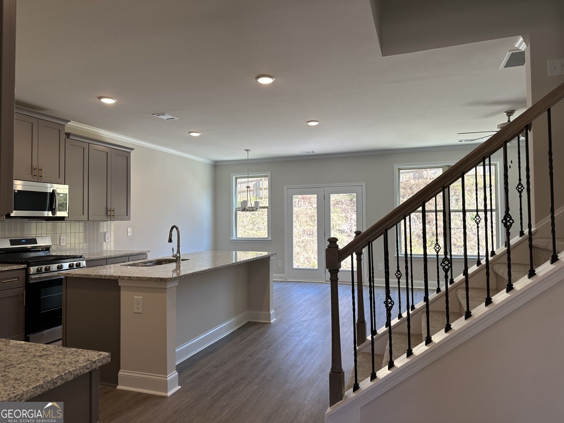 3517 Lockaby Way Property Photo 10