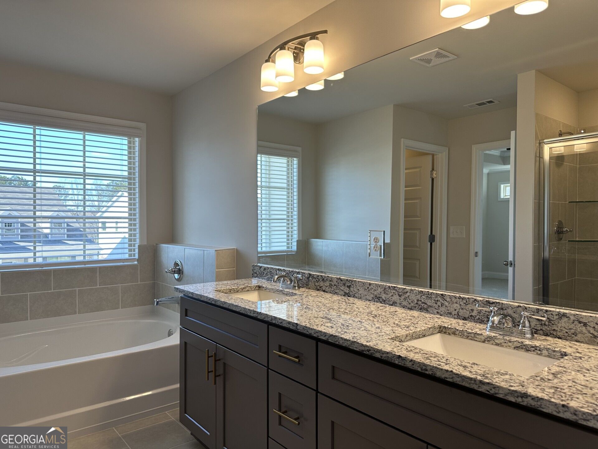 3517 Lockaby Way Property Photo 15