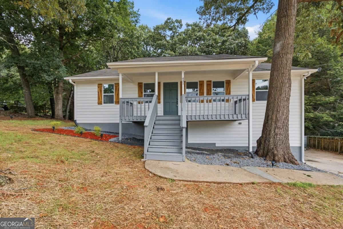 431 Woodland Street Property Photo 1