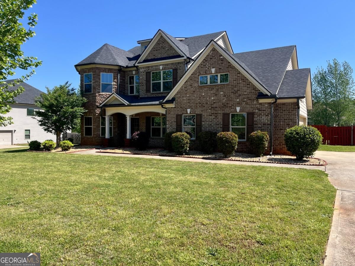 9081 Dawes Crossing Property Photo 1