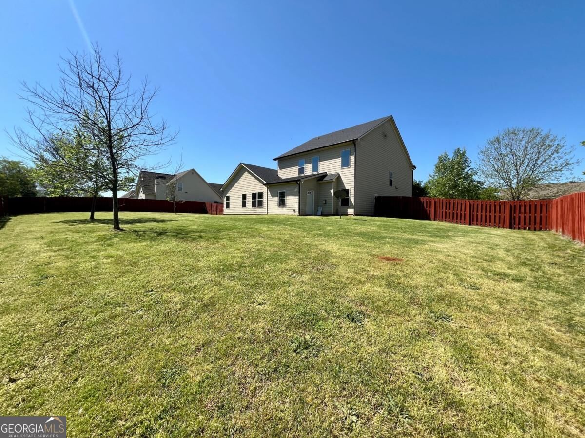 9081 Dawes Crossing Property Photo 5