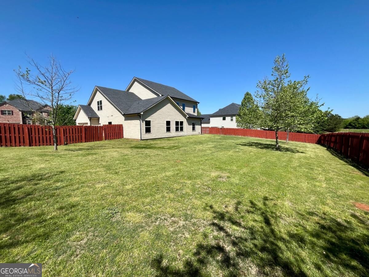 9081 Dawes Crossing Property Photo 6