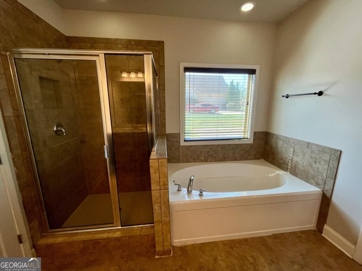 9081 Dawes Crossing Property Photo 28