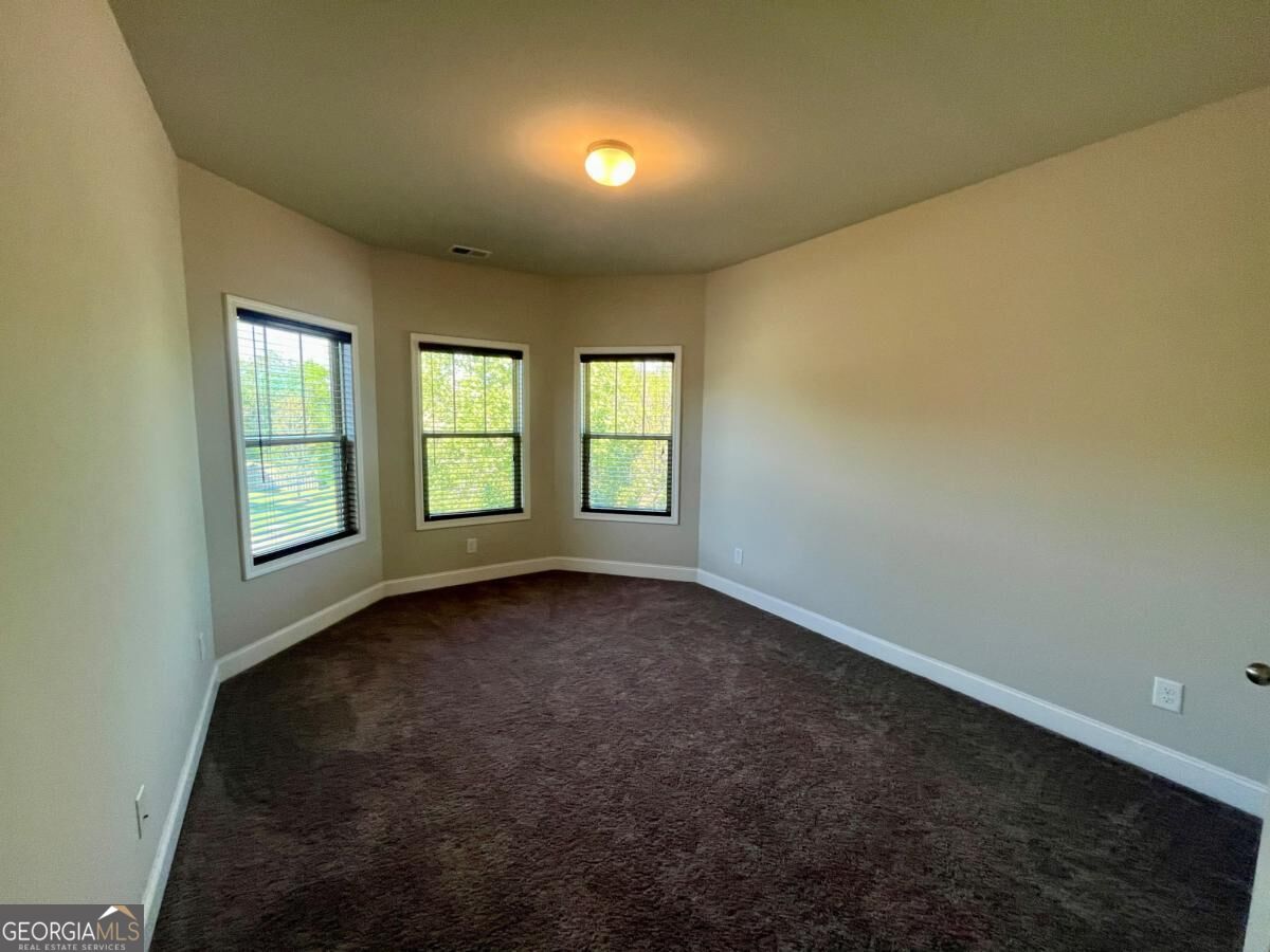 9081 Dawes Crossing Property Photo 32