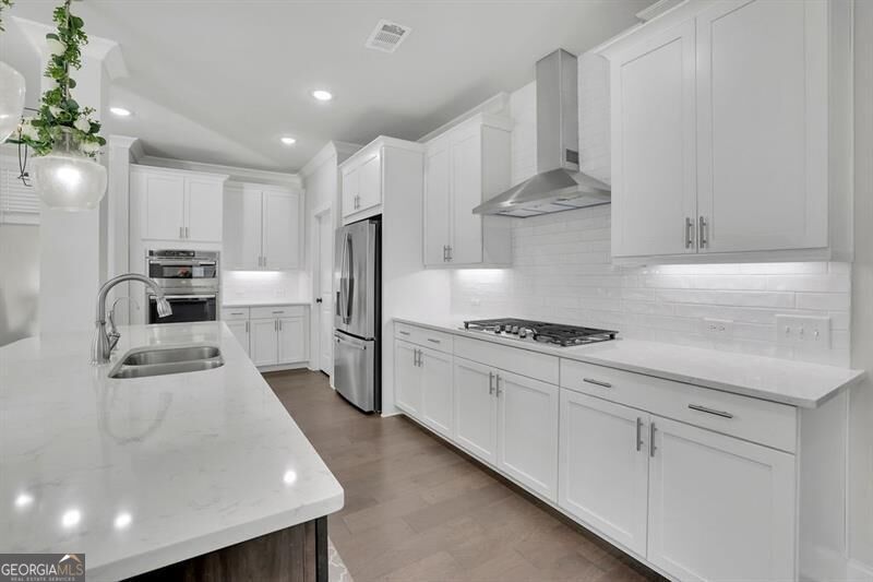 1070 Poppy Pointe Property Photo 10
