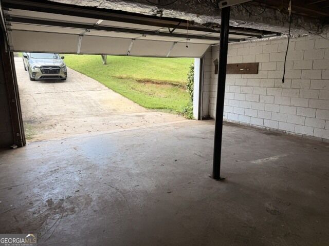 1587 Drayton Woods Drive Property Photo 23