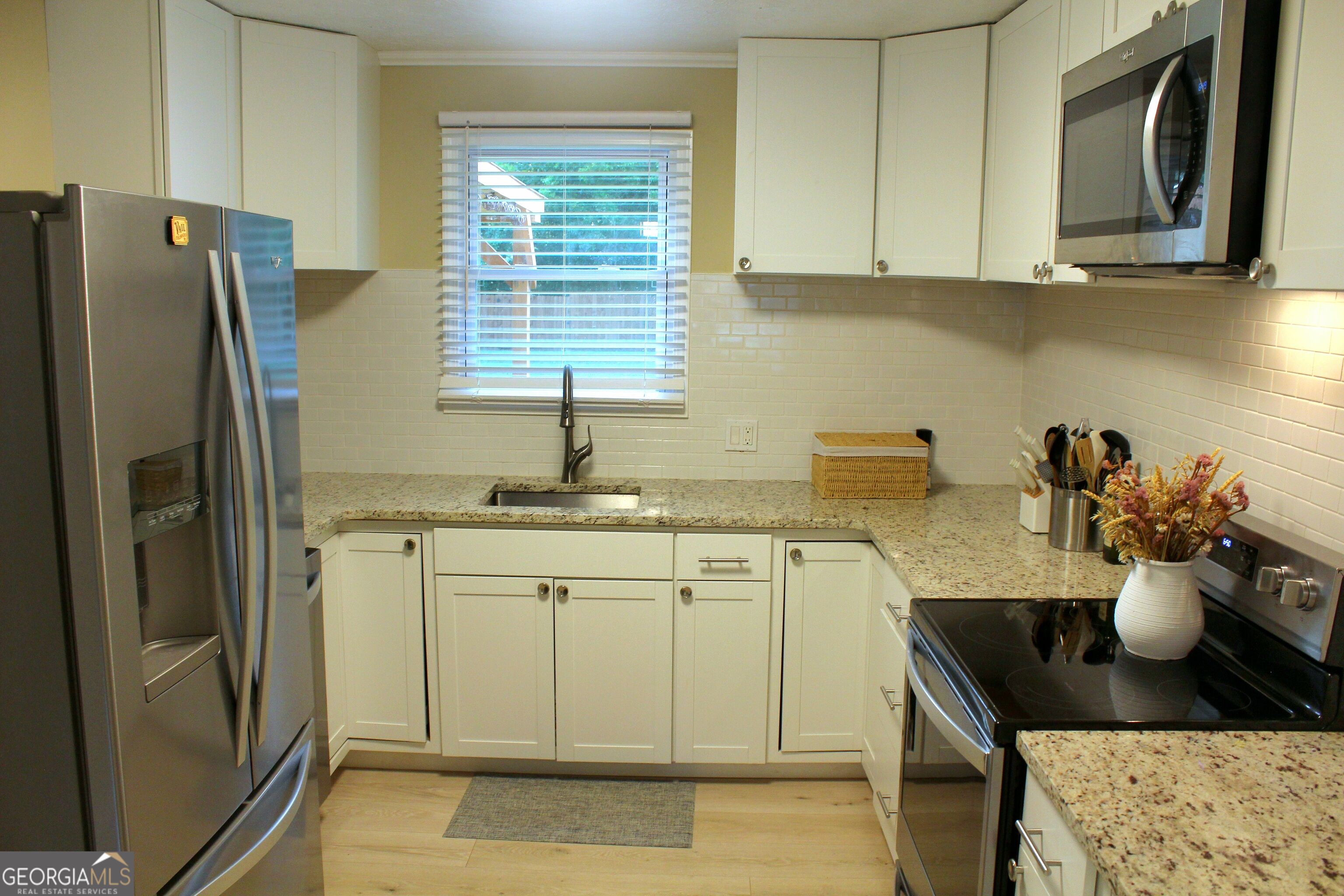 1515 Rockdale Drive Property Photo 7