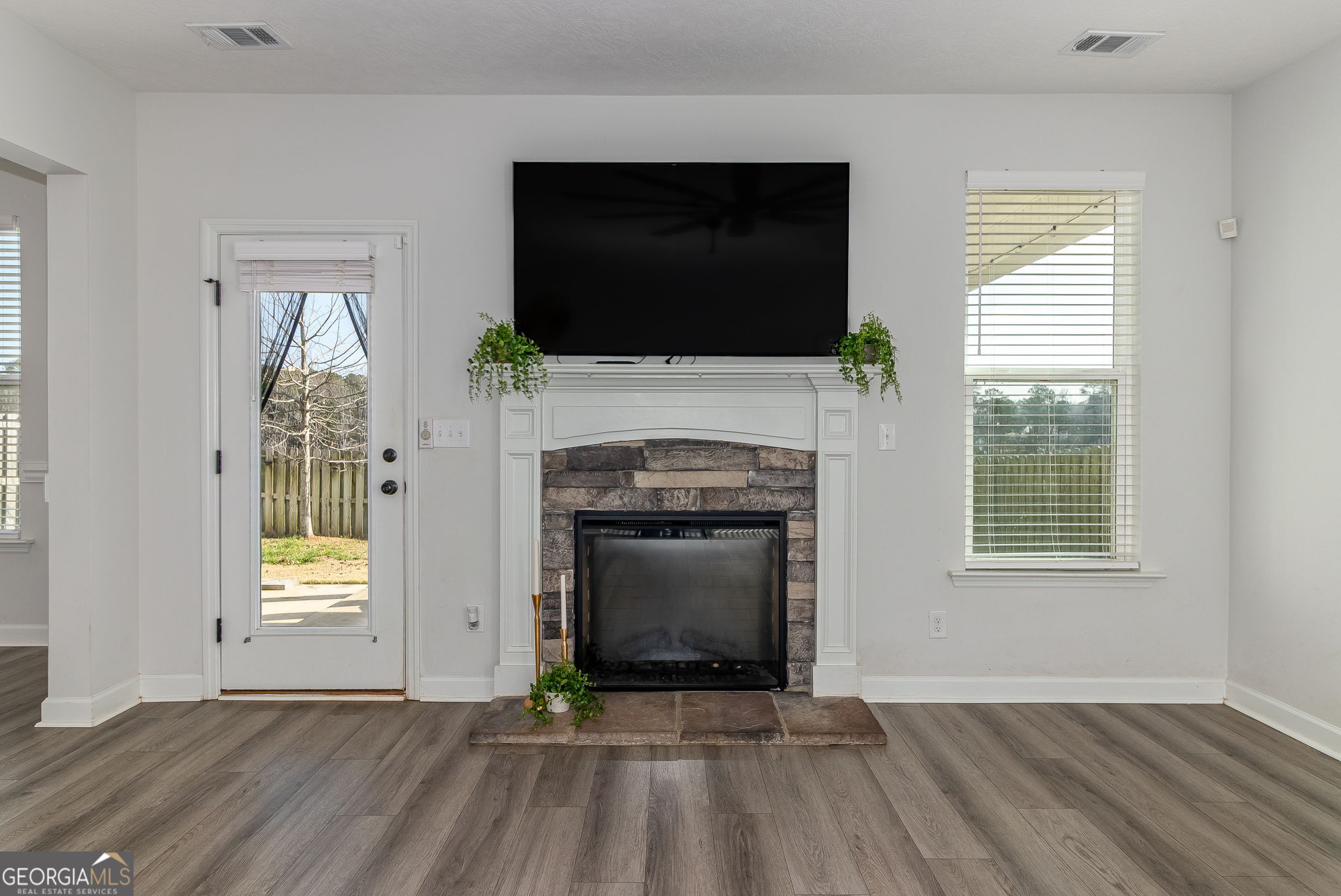115 Dublin Loop Property Photo 11