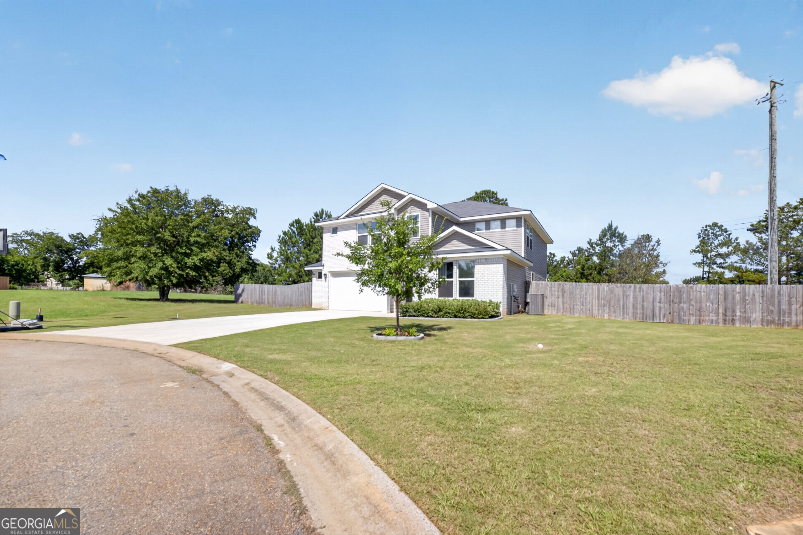 104 Gnome Court Property Photo 3