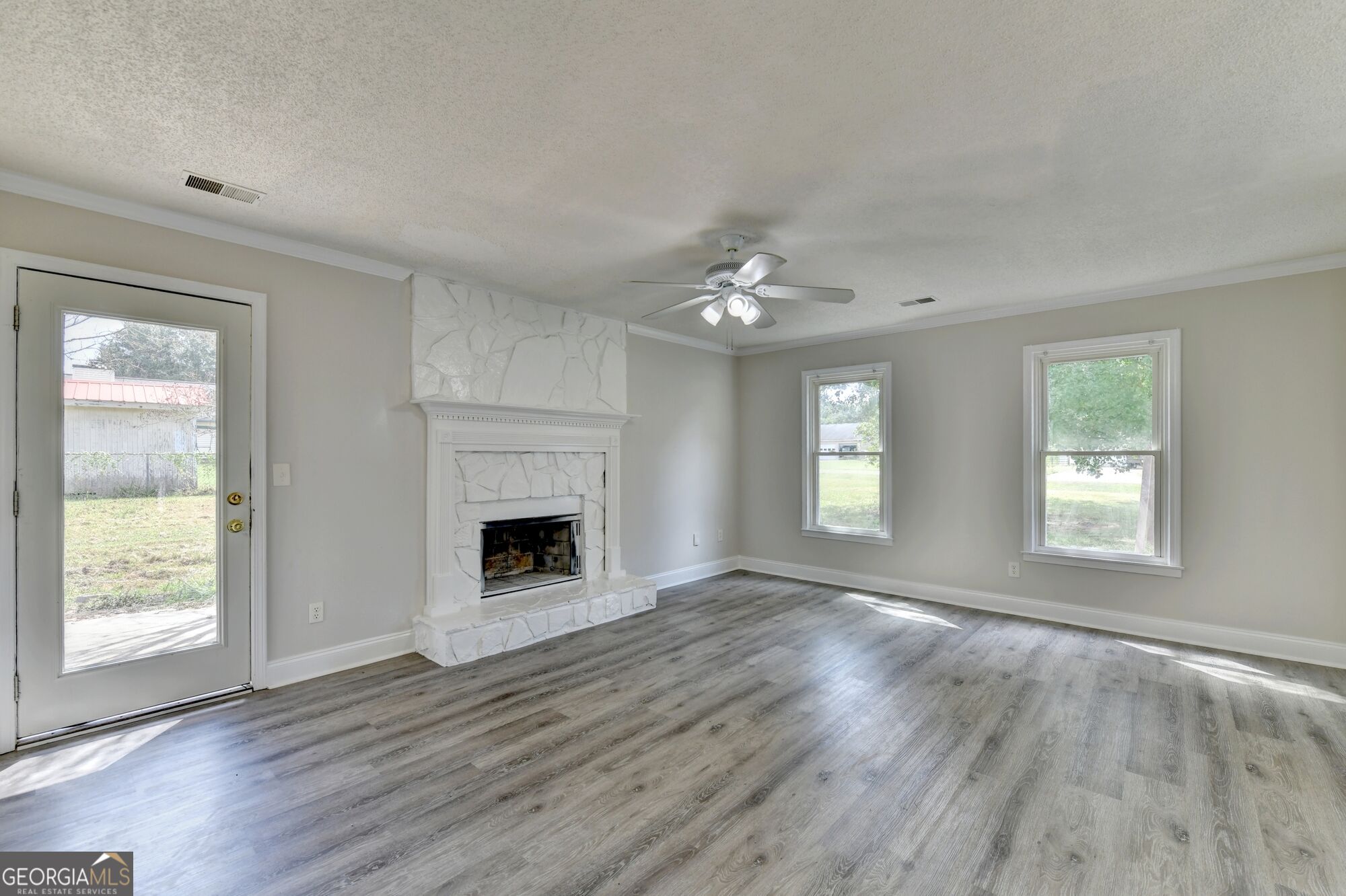 2725 Milton Bryan Drive Property Photo 5