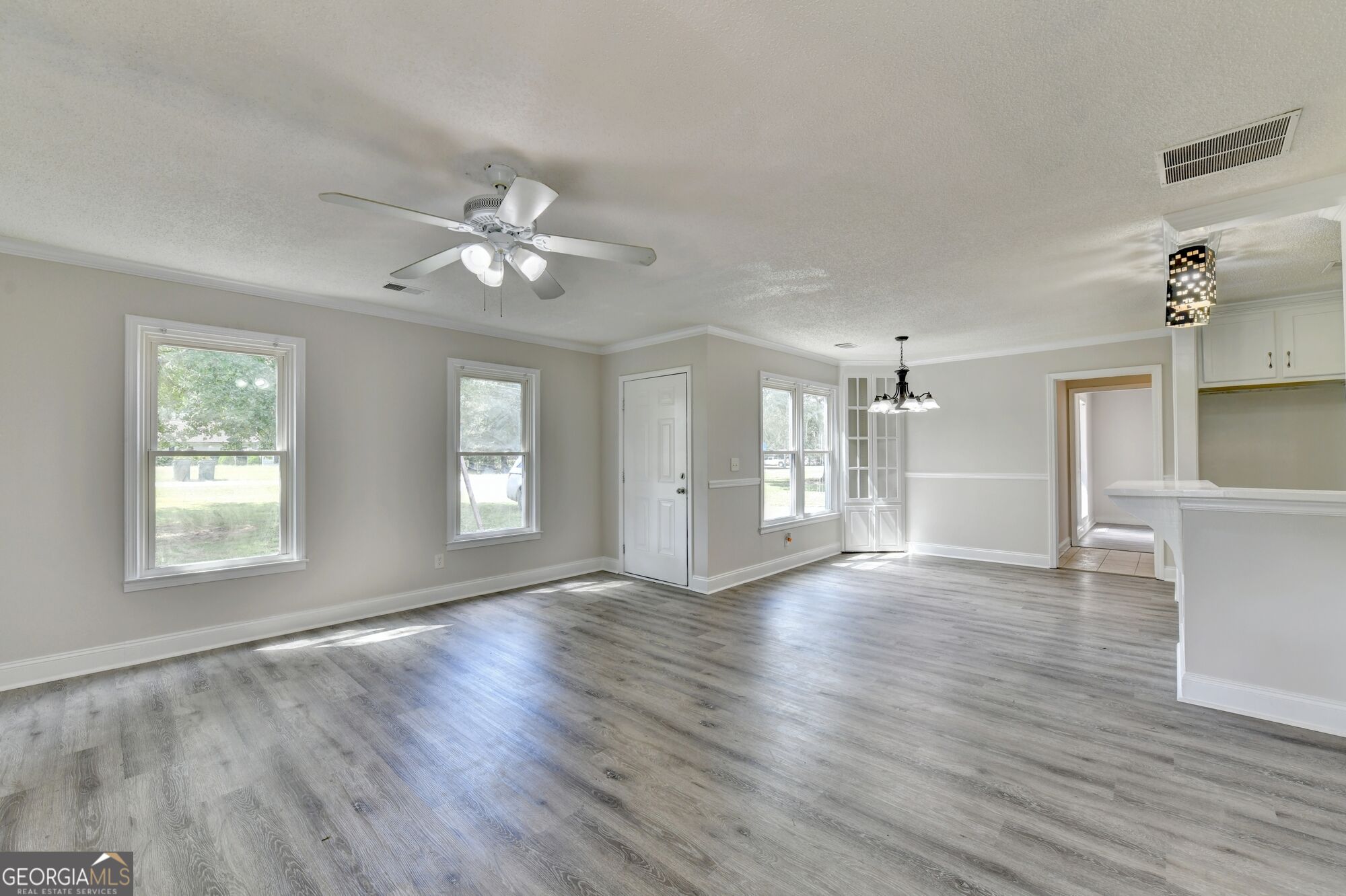 2725 Milton Bryan Drive Property Photo 8