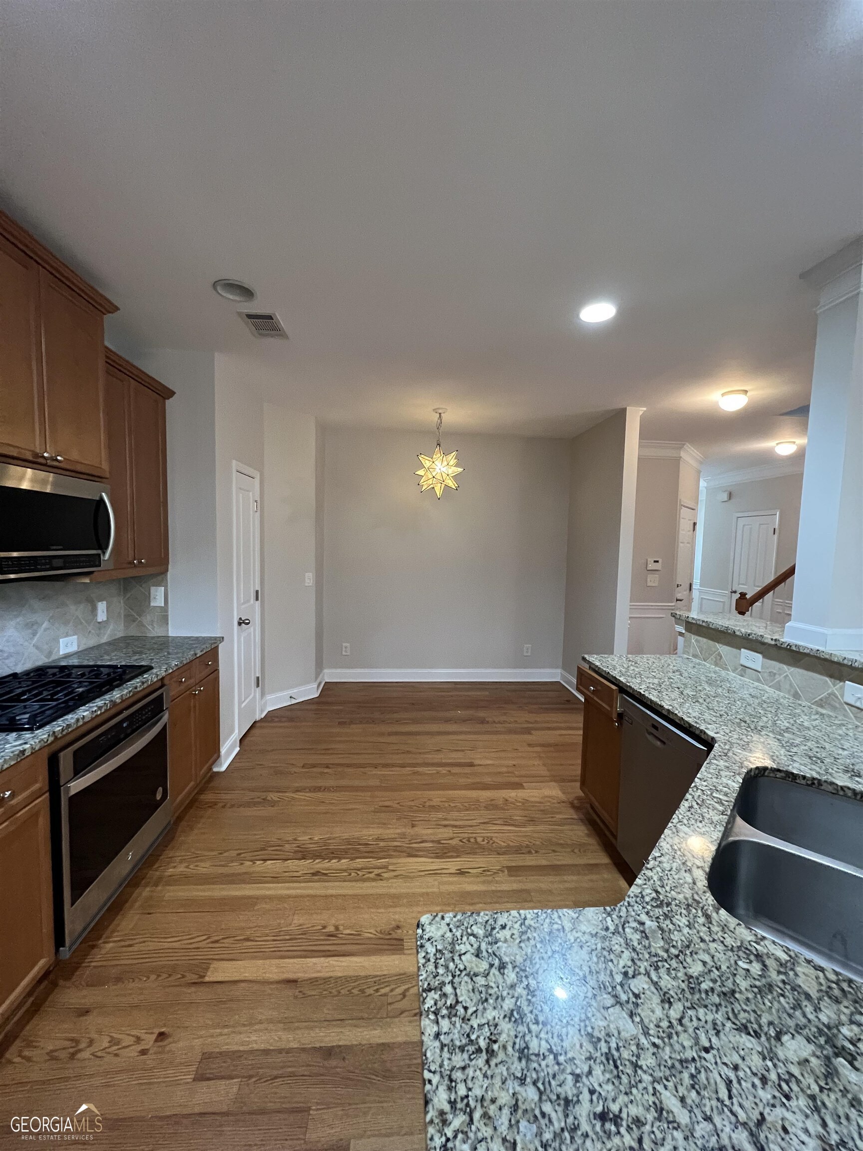 1516 Bouvier Place Property Photo 10