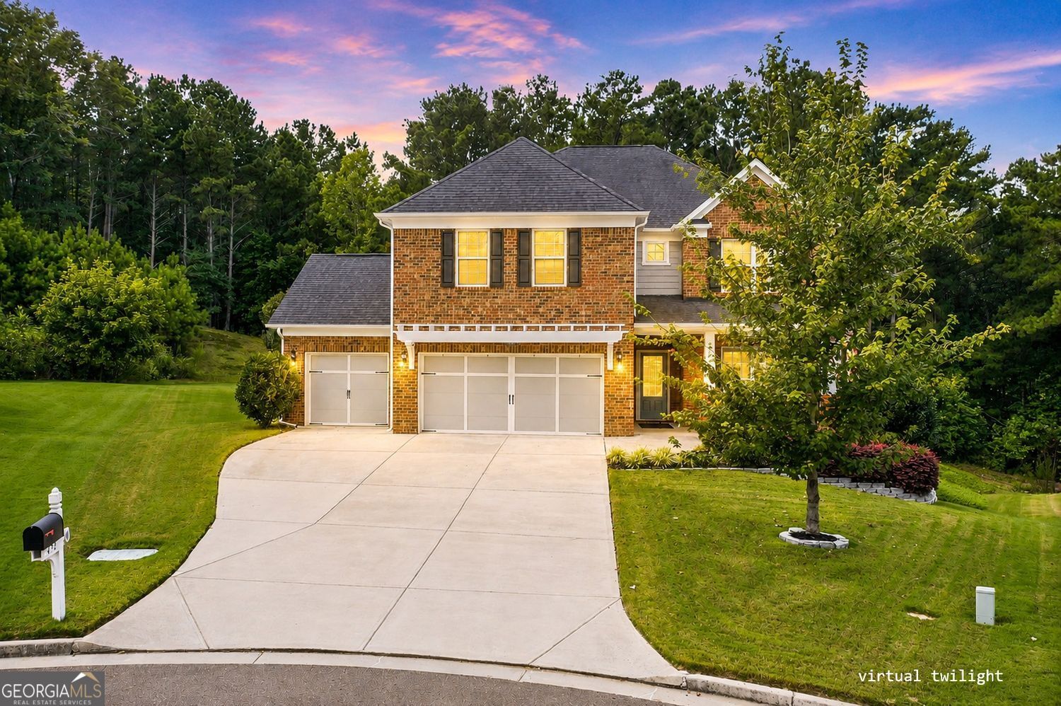 472 Greyfield Drive Property Photo 1