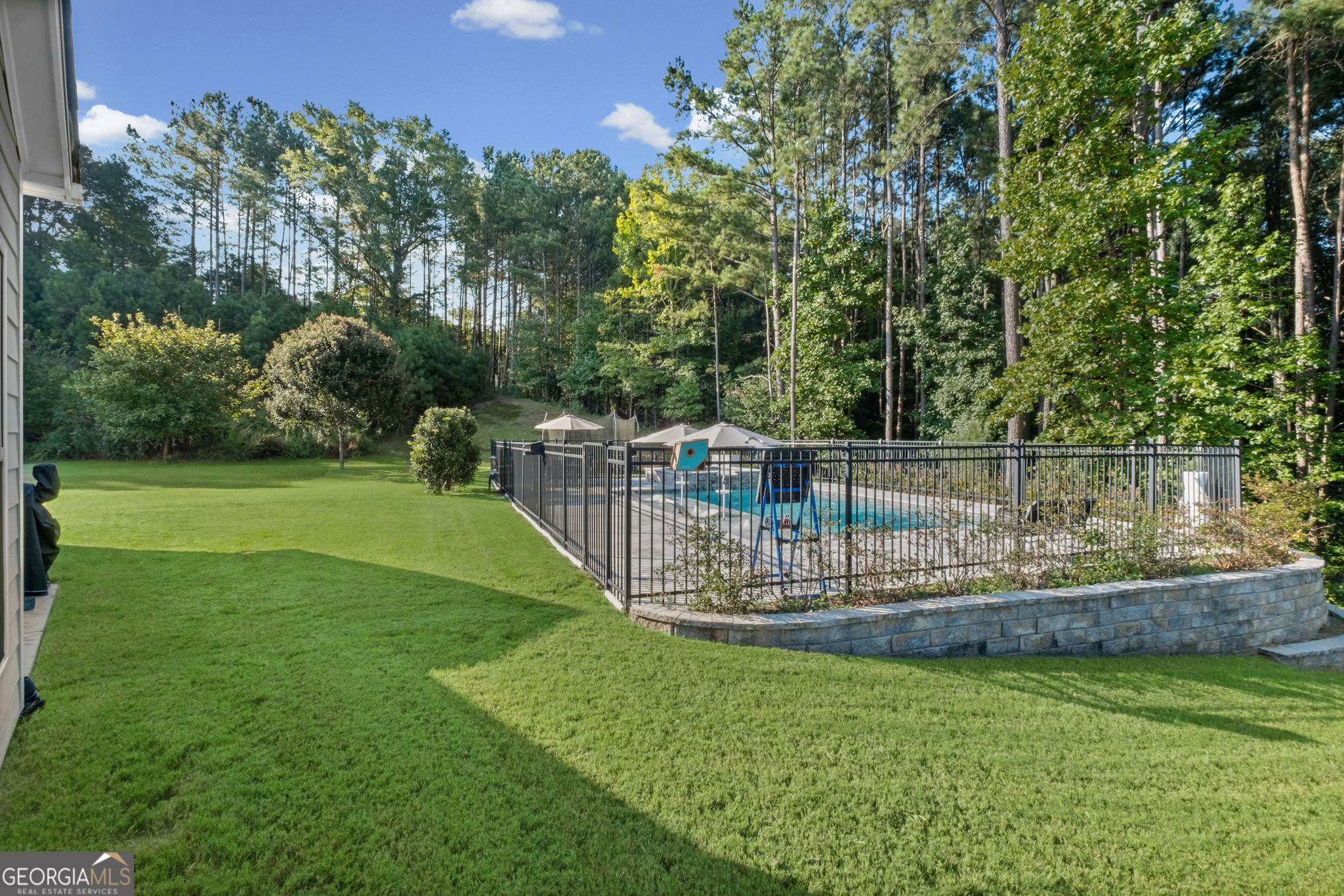 472 Greyfield Drive Property Photo 37