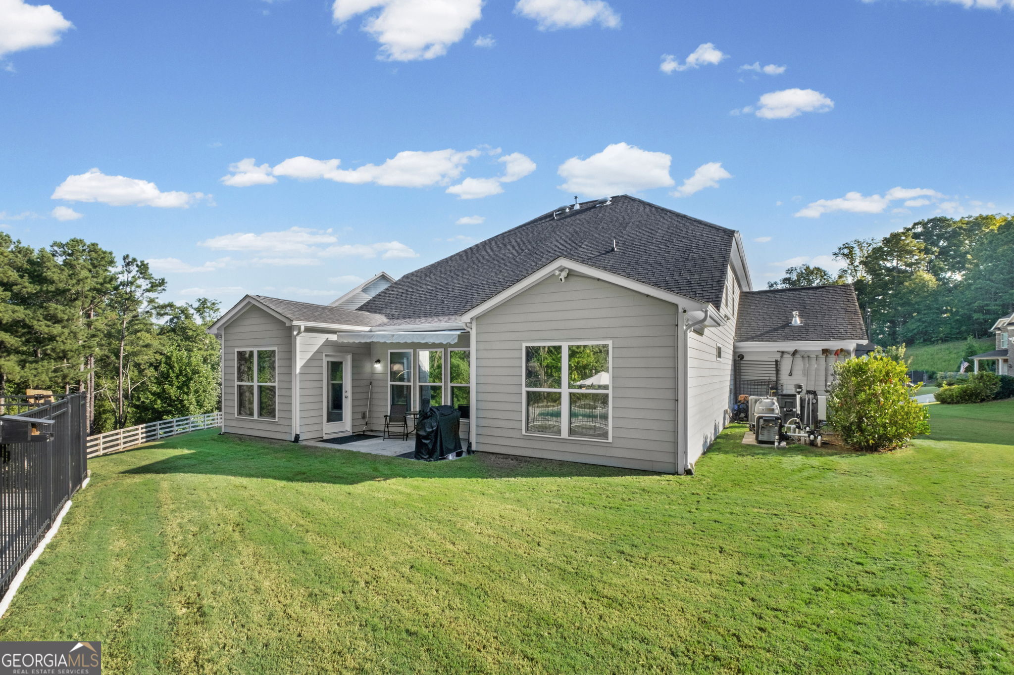 472 Greyfield Drive Property Photo 39