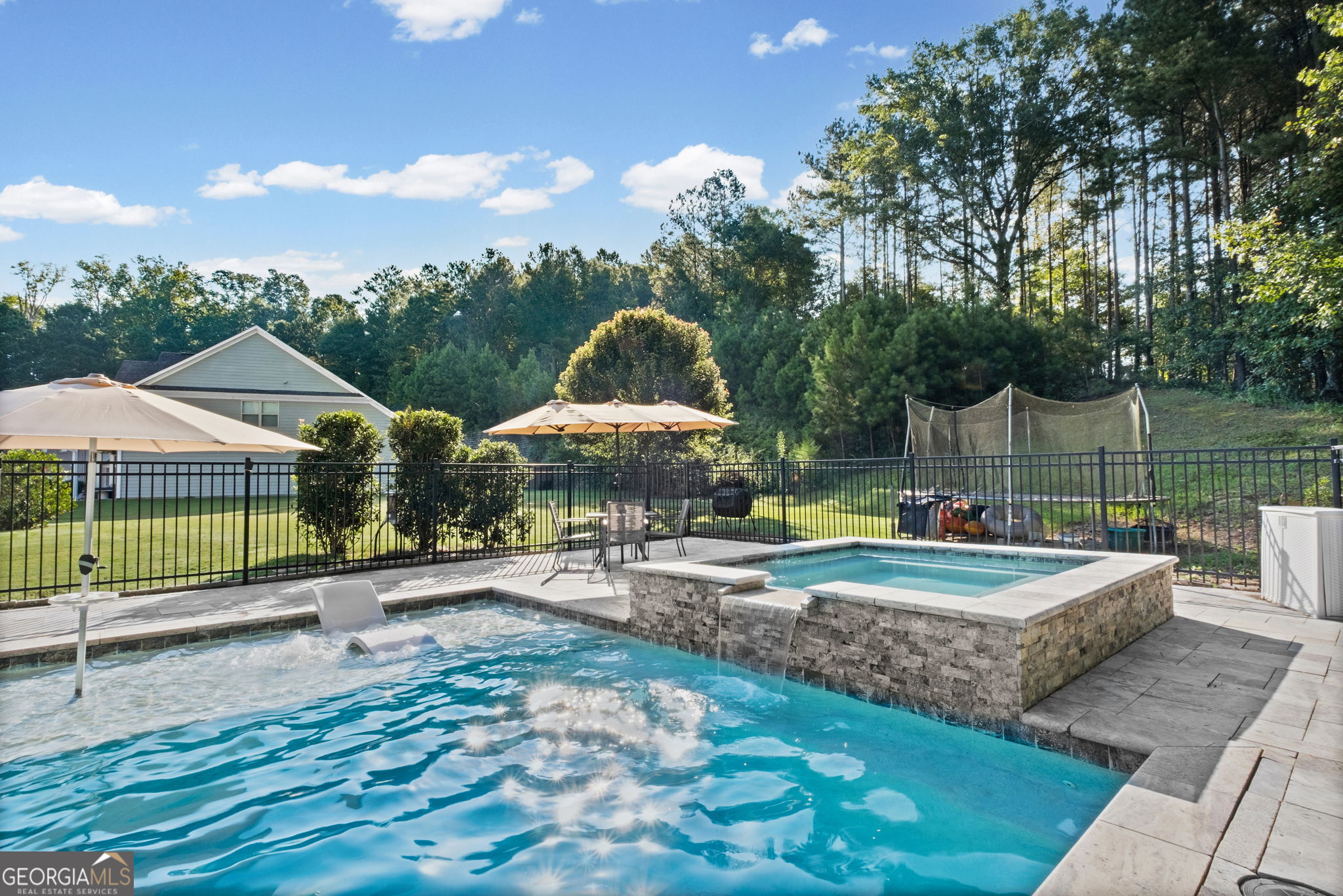 472 Greyfield Drive Property Photo 41