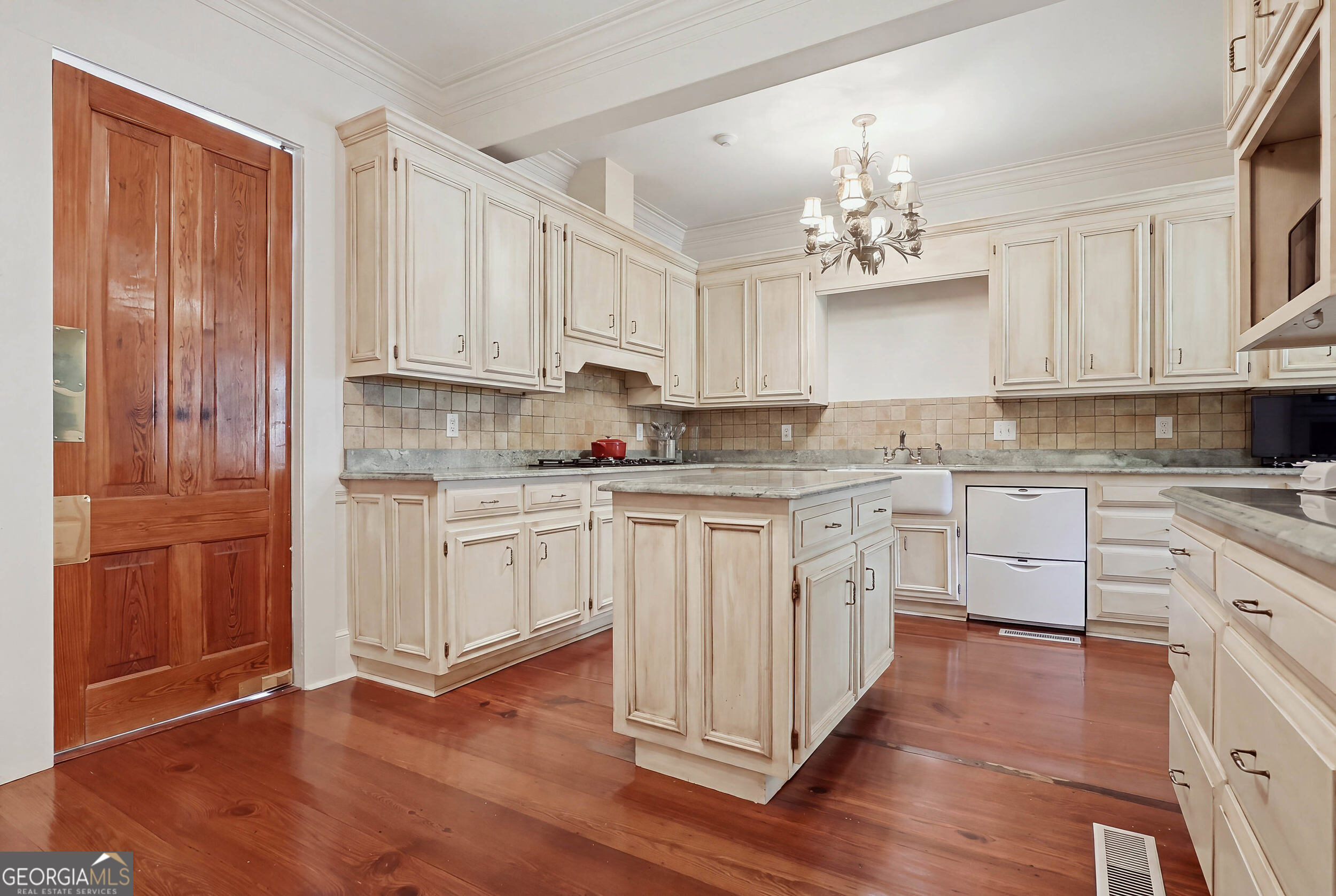 2431 Tarva Road Property Photo 21