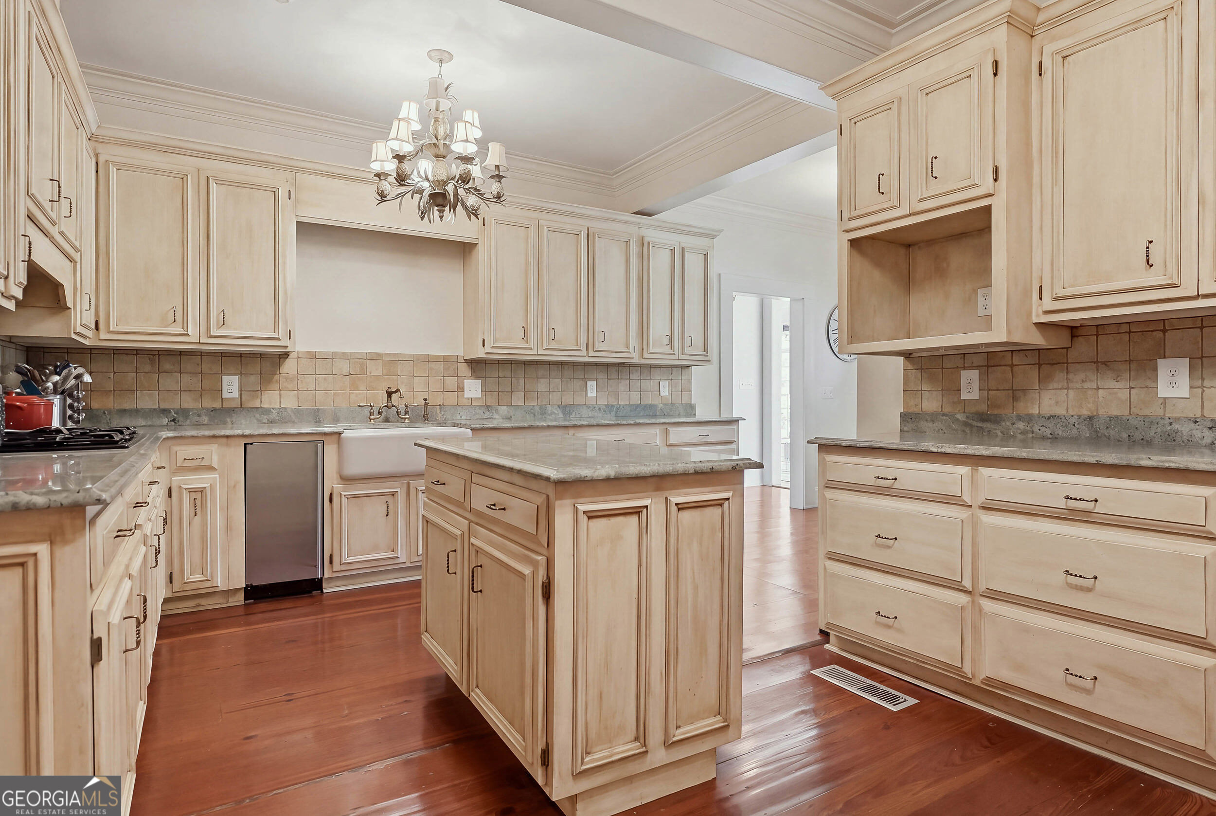 2431 Tarva Road Property Photo 23