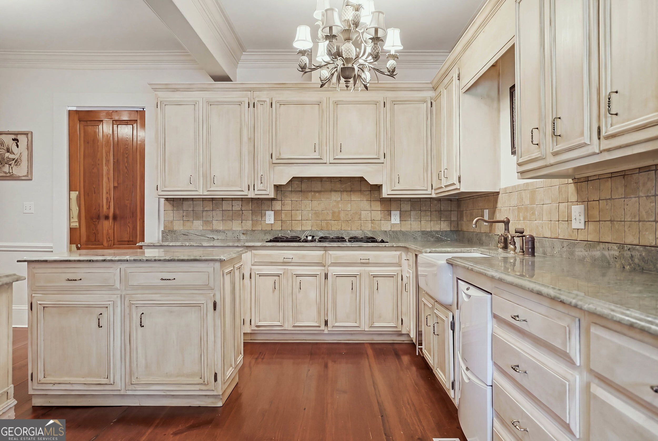 2431 Tarva Road Property Photo 24