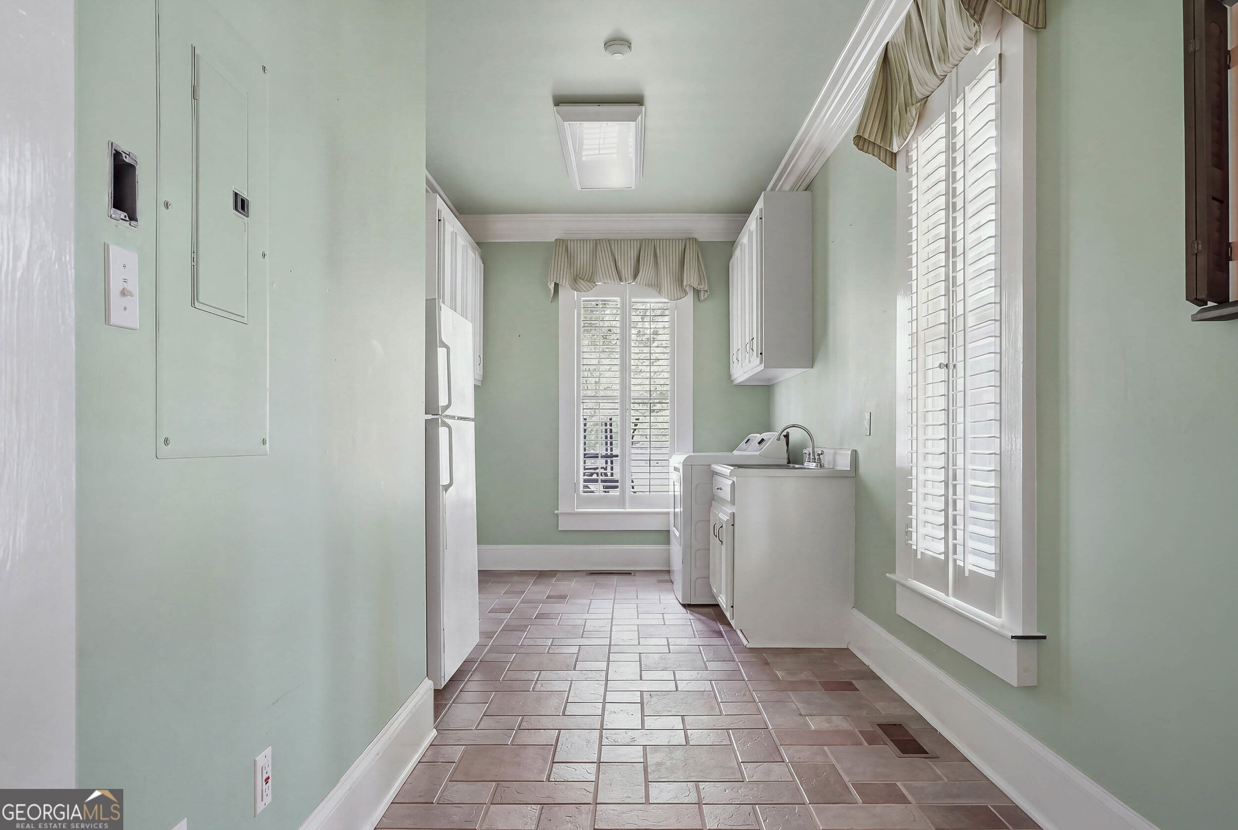 2431 Tarva Road Property Photo 33