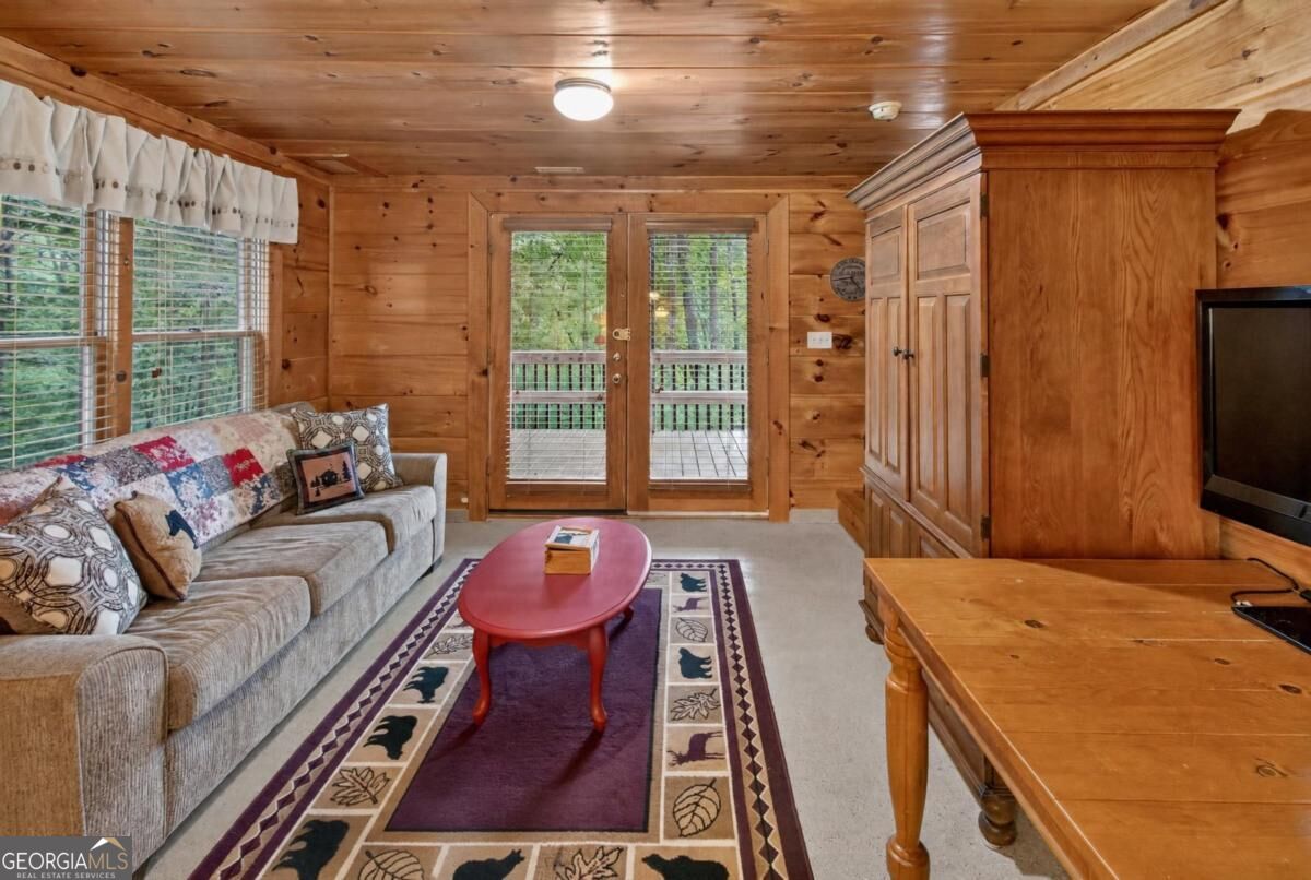 76 Channing Hollow Property Photo 23