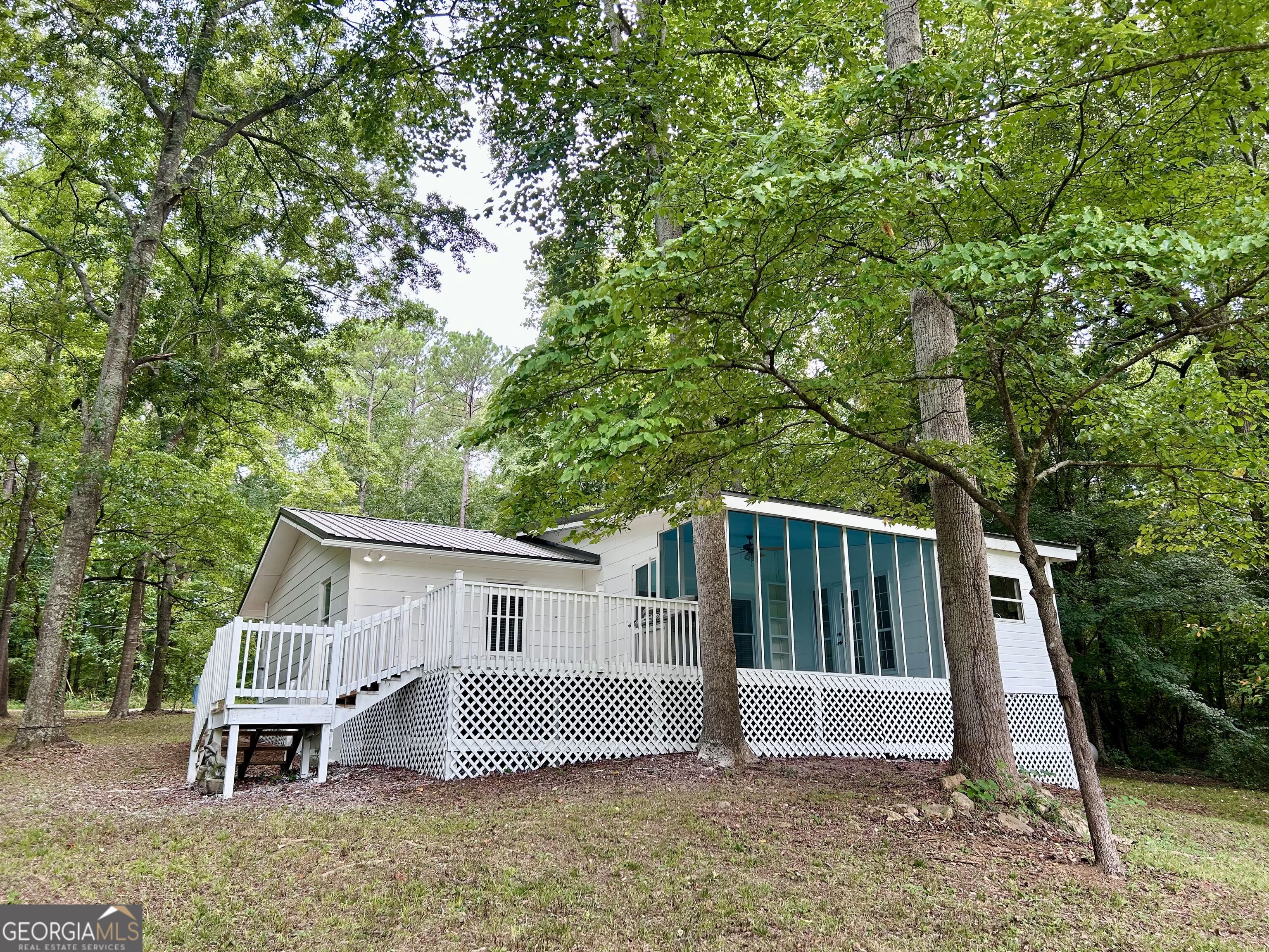 122 Flat Rock Rd Property Photo 7