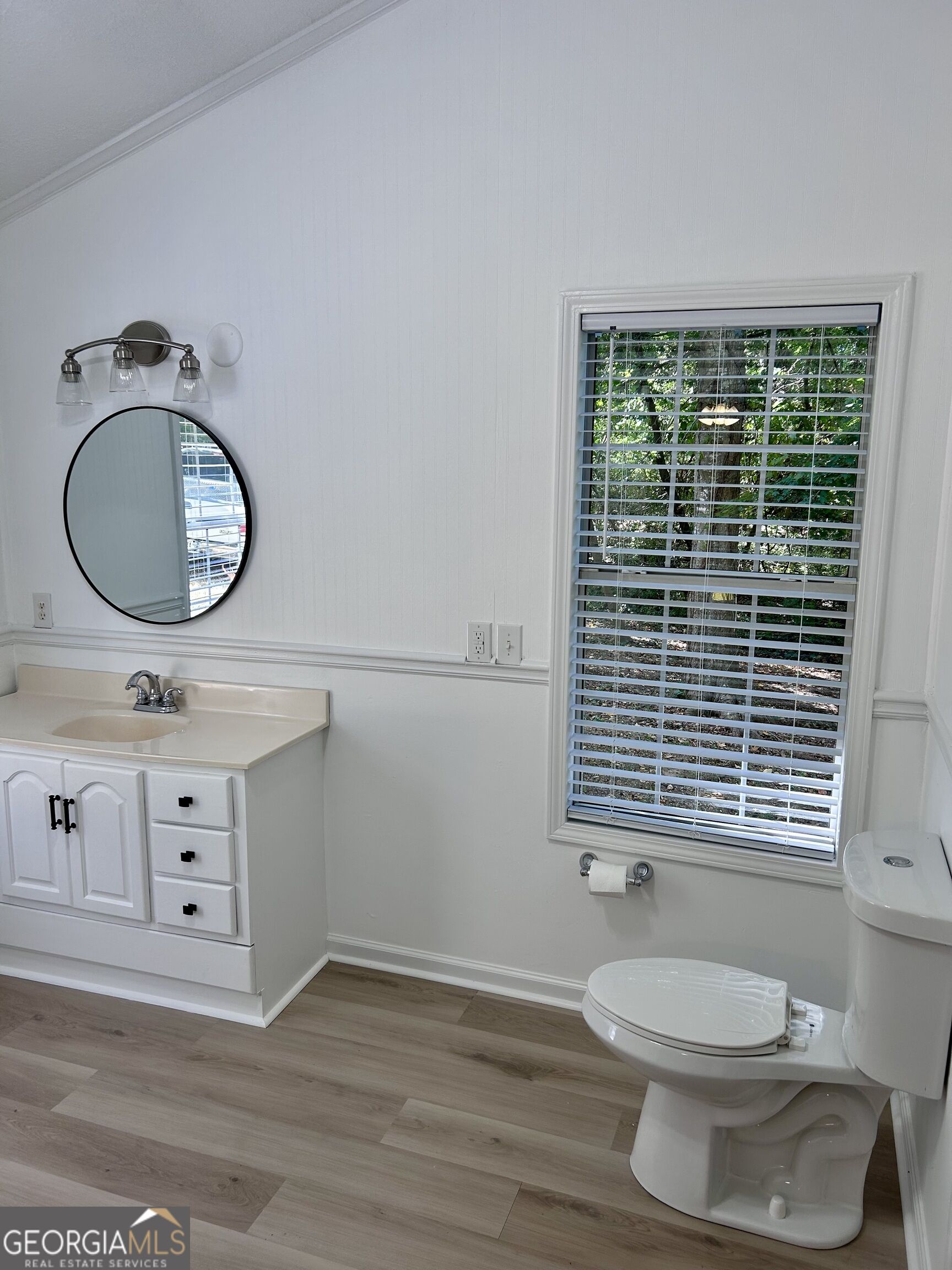 122 Flat Rock Rd Property Photo 13