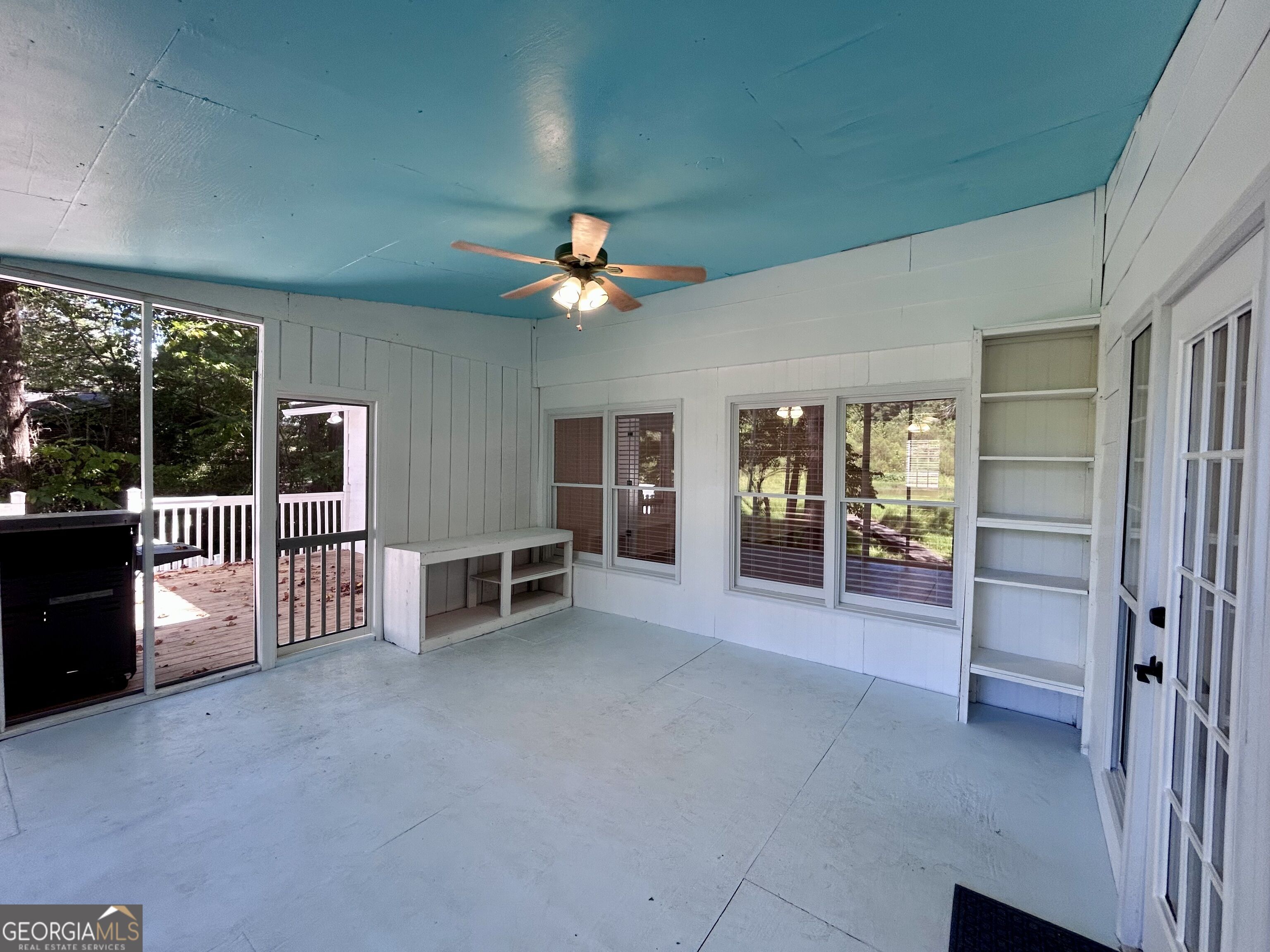 122 Flat Rock Rd Property Photo 25