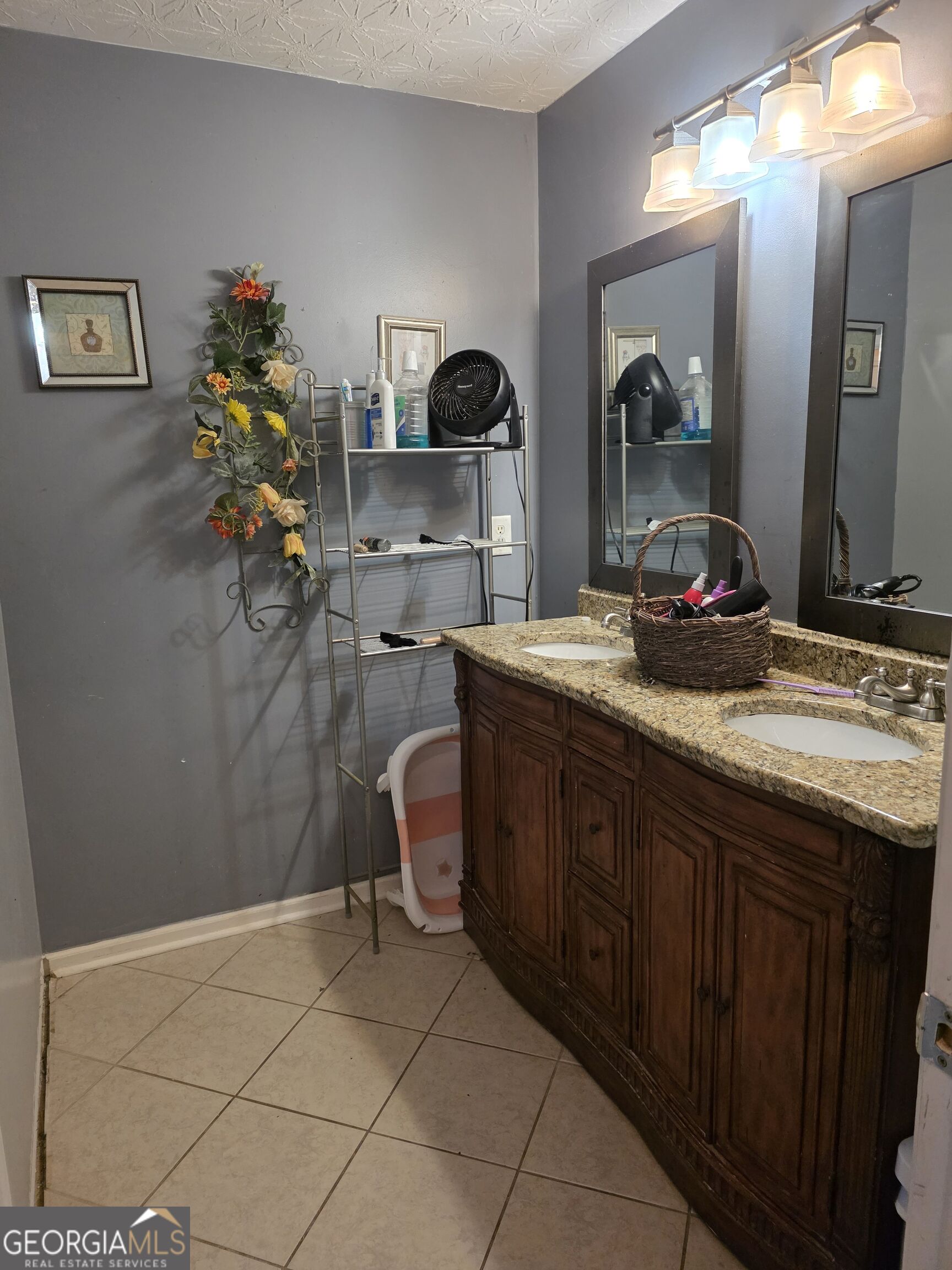 37 Virginia Avenue Property Photo 14
