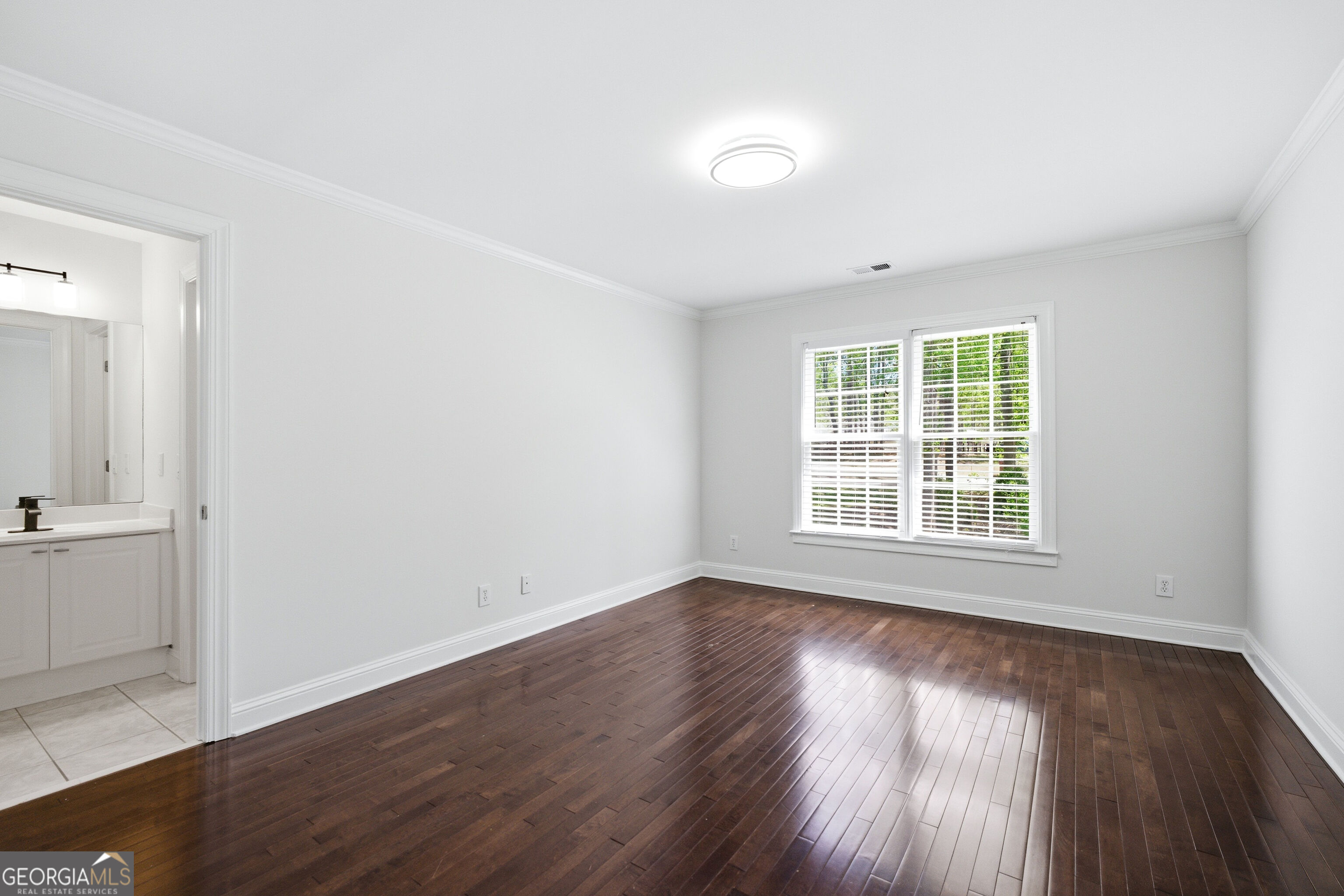 166 Windrift Drive Property Photo 14
