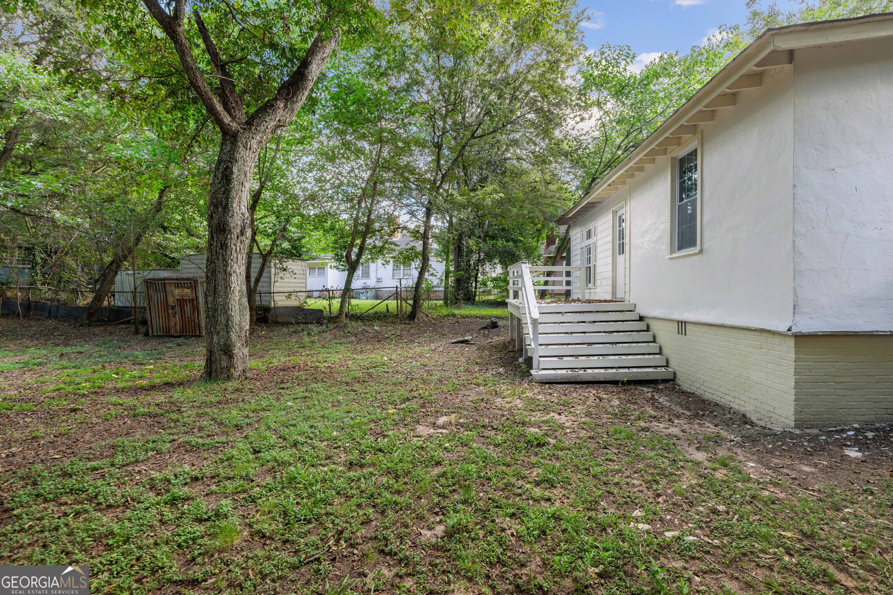 2910 Bradley Circle Property Photo 2