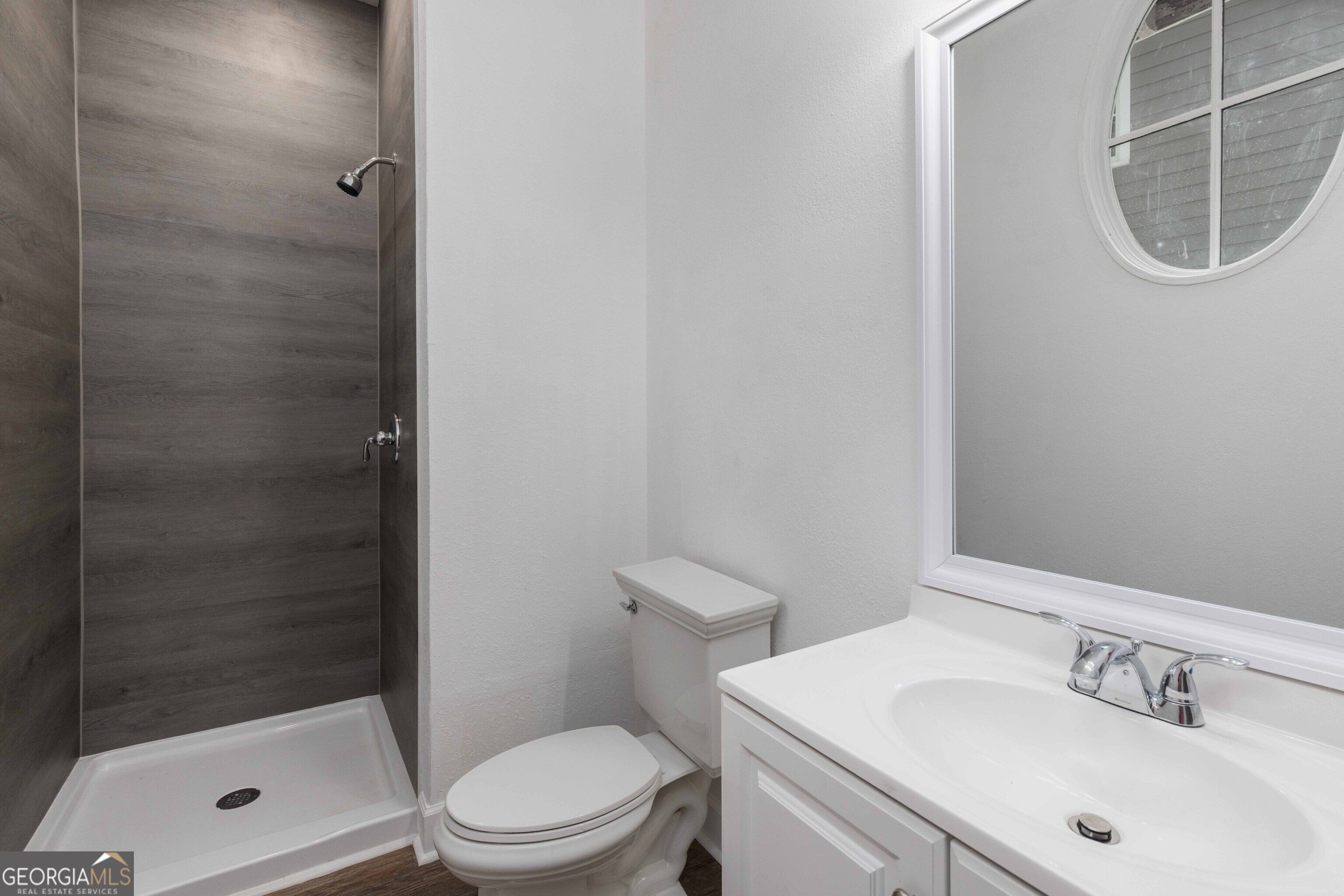 2910 Bradley Circle Property Photo 15