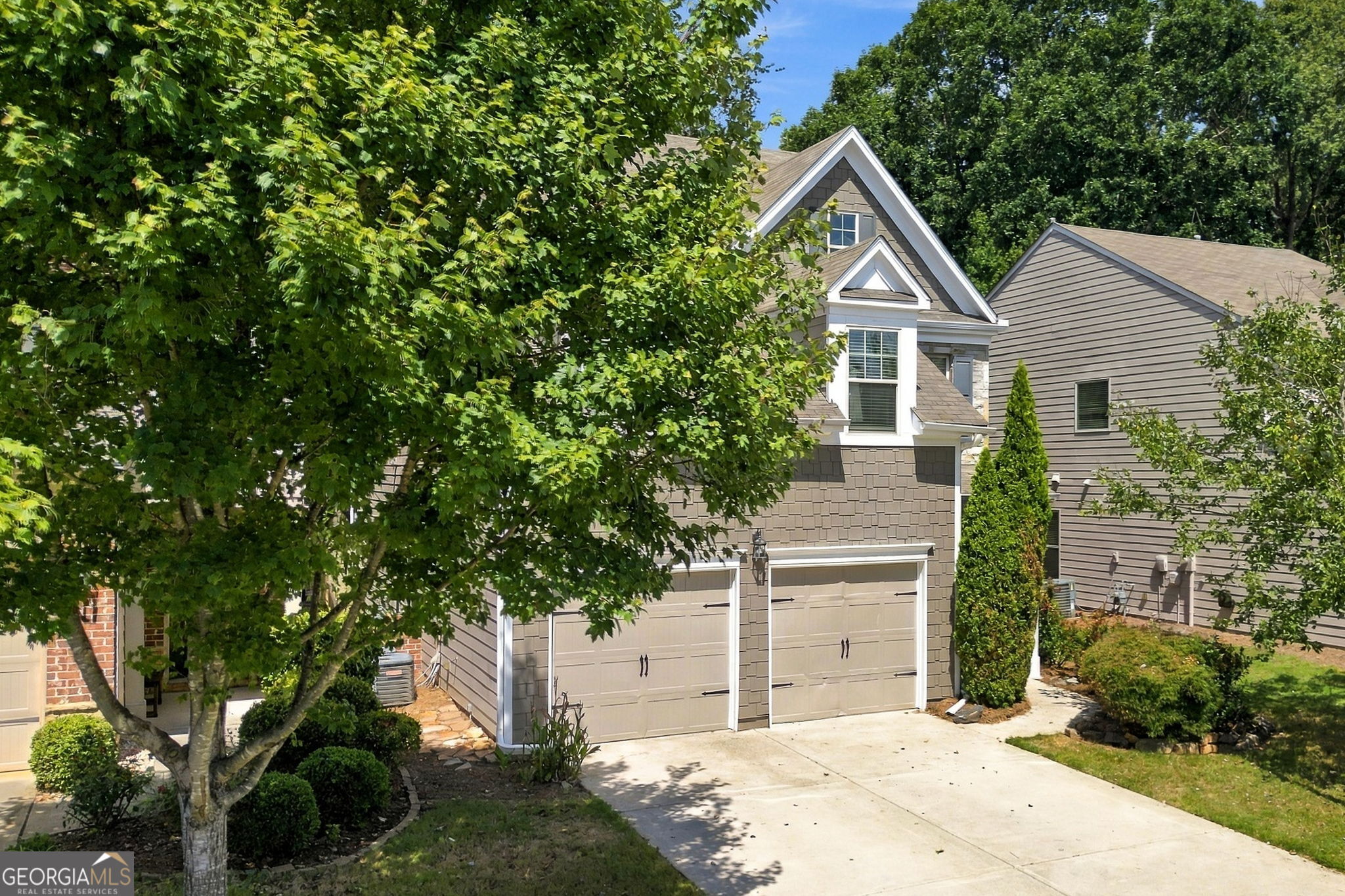 4845 Waterbrooke Crossing Property Photo 3