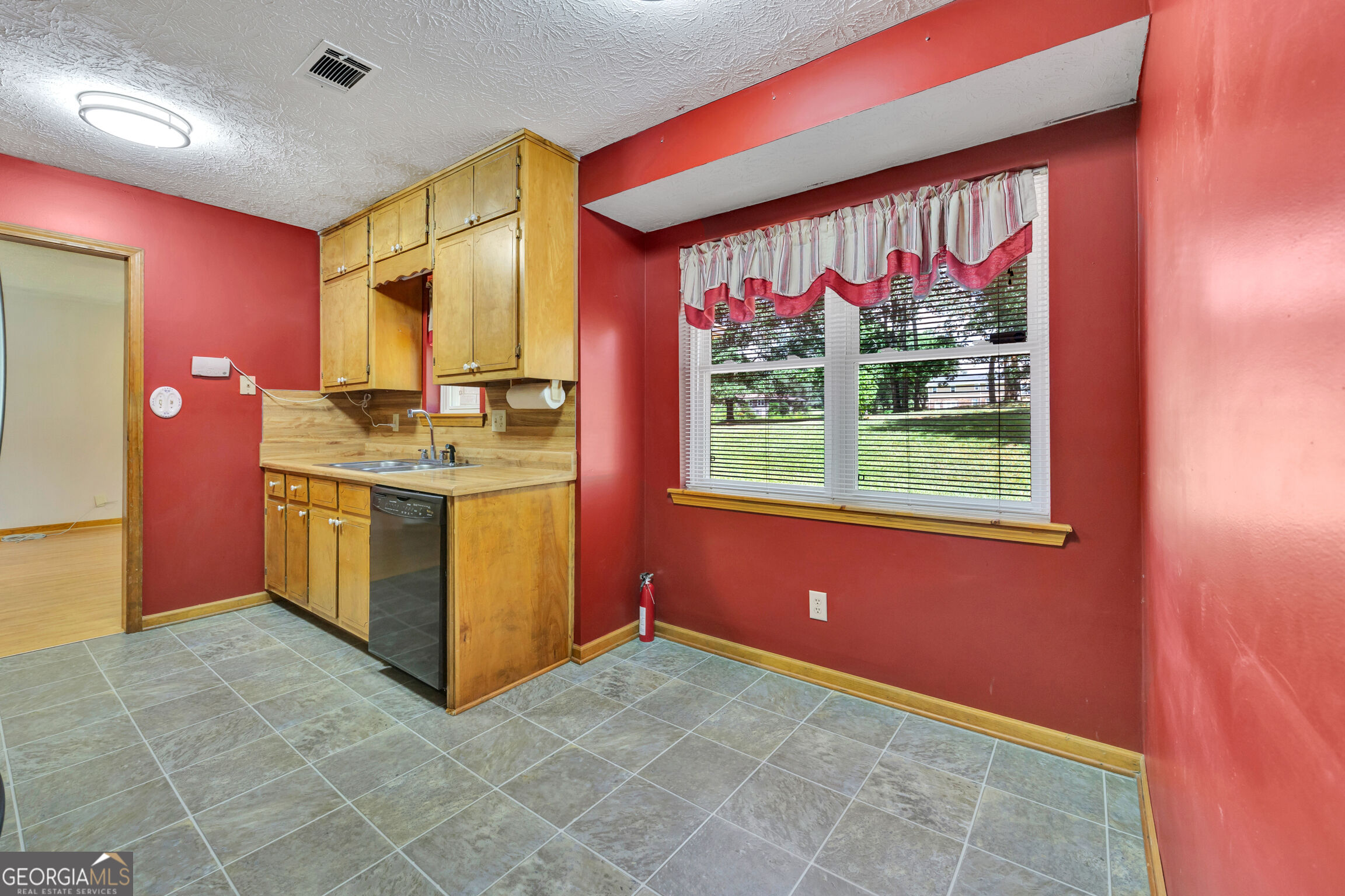 234 Glad Dale Drive Se Property Photo 15
