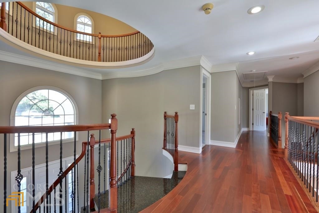 910 Woodward Park Drive Property Photo 8