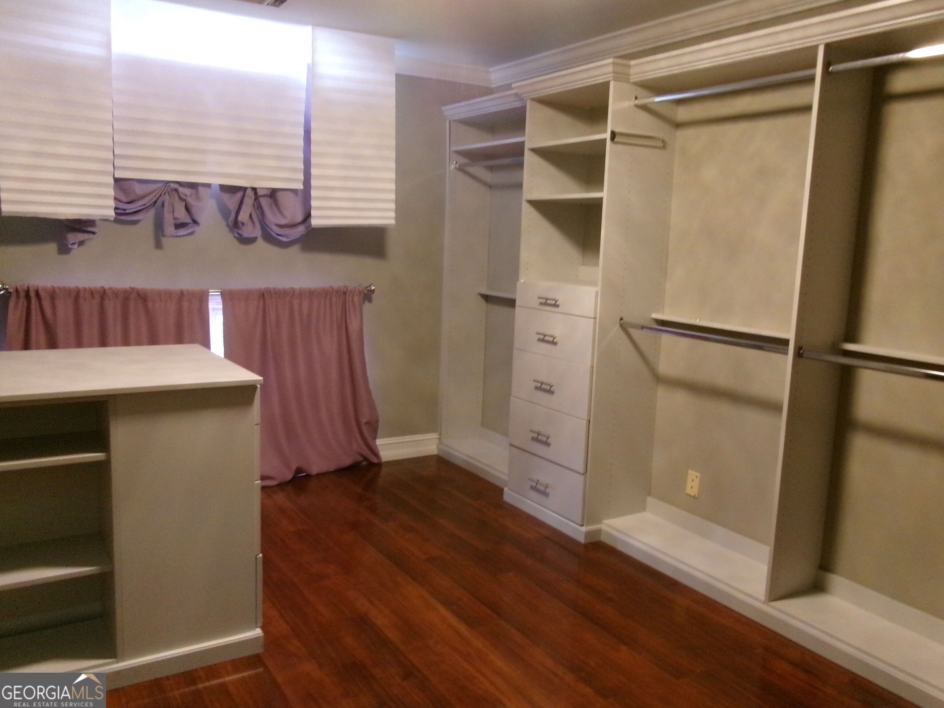 910 Woodward Park Drive Property Photo 36