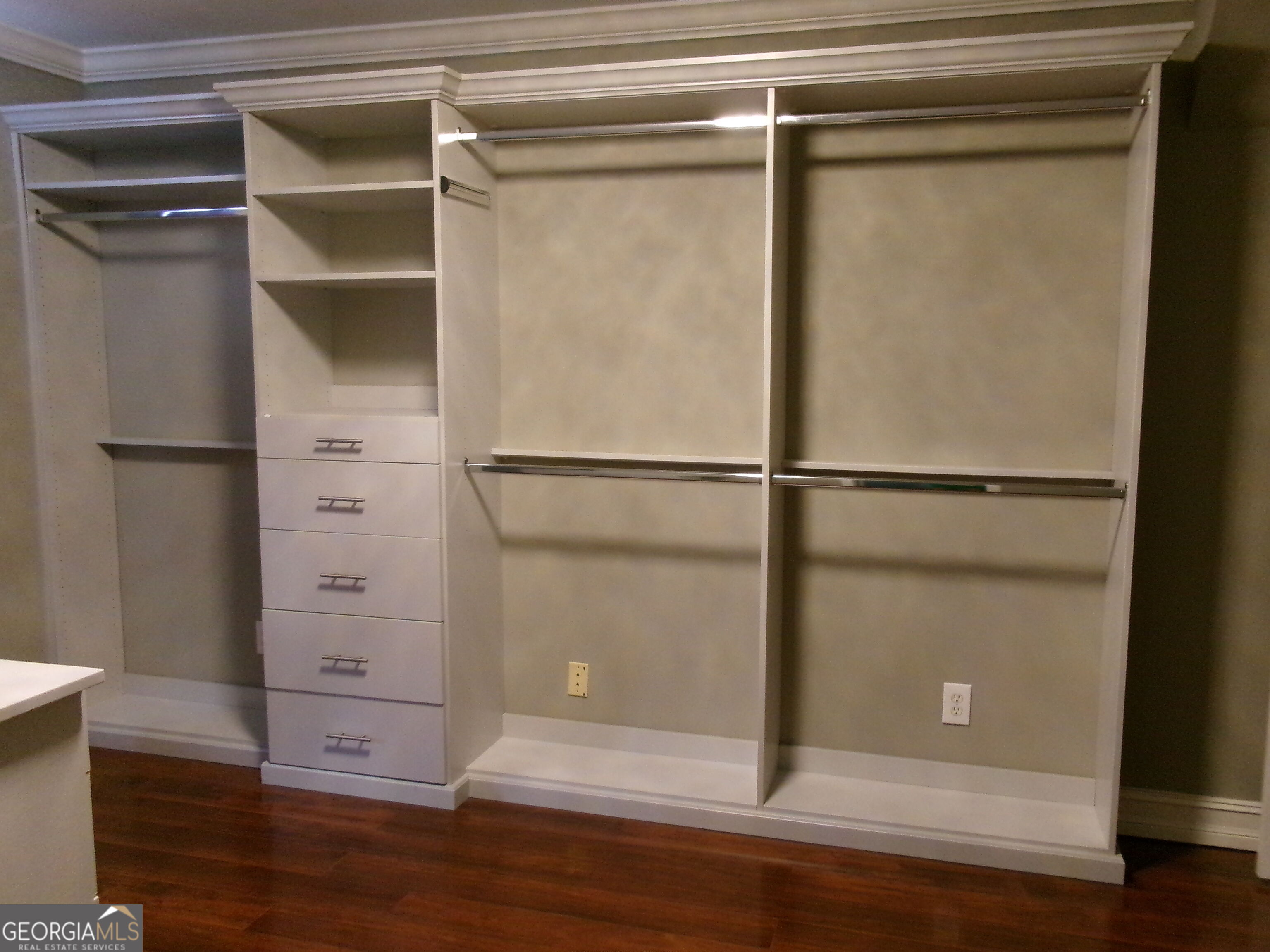 910 Woodward Park Drive Property Photo 40
